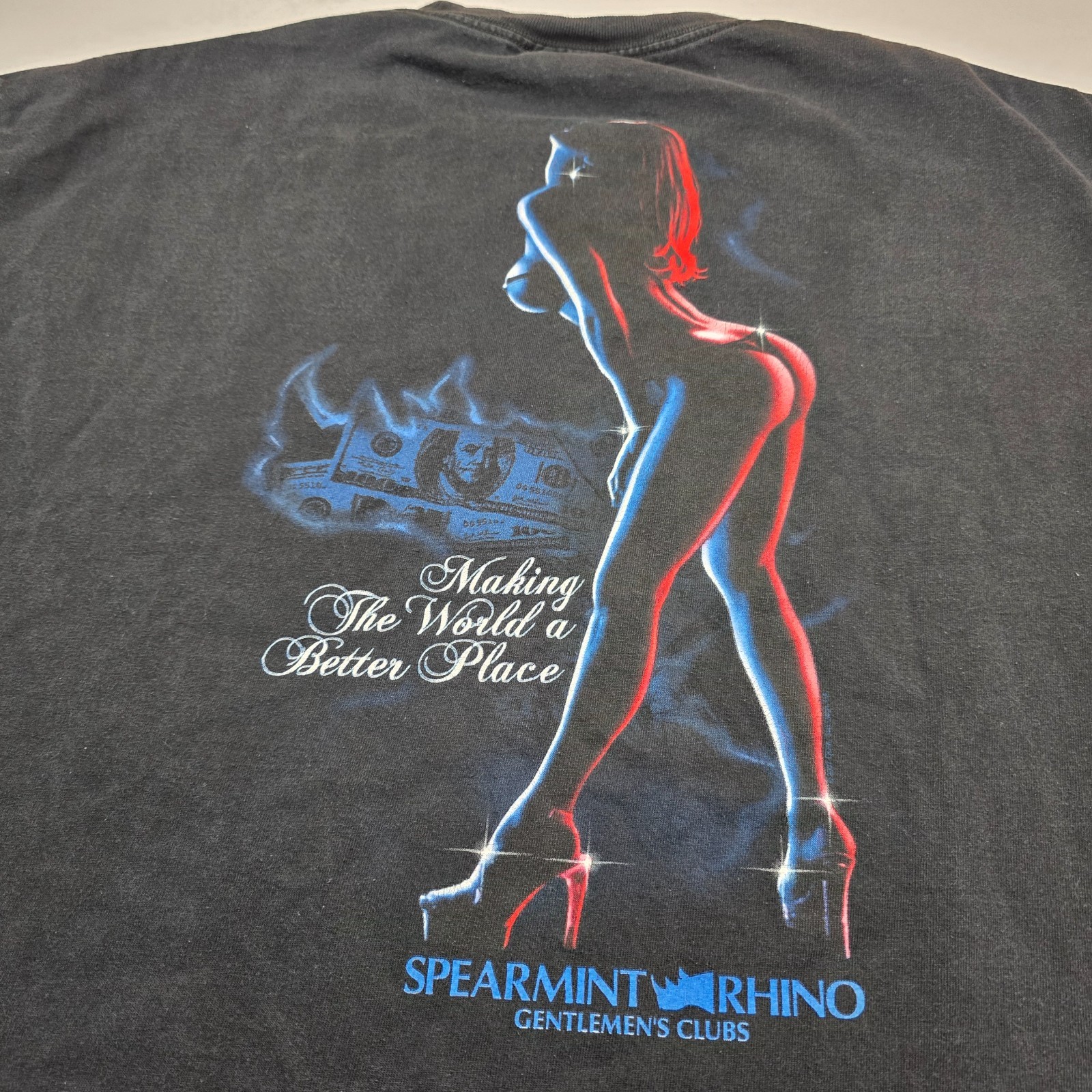VTG Spearmint Rhino Strip Club T-Shirt Men 2XL Rhino Money Stripper Fade Y2K gallery