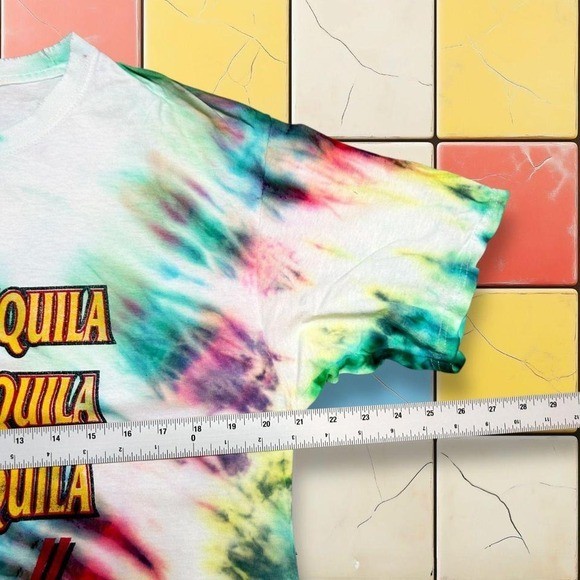 Vintage 90s One Tequila Two Tequila Three Tequila Floor Cancun T-Shirt Large gallery