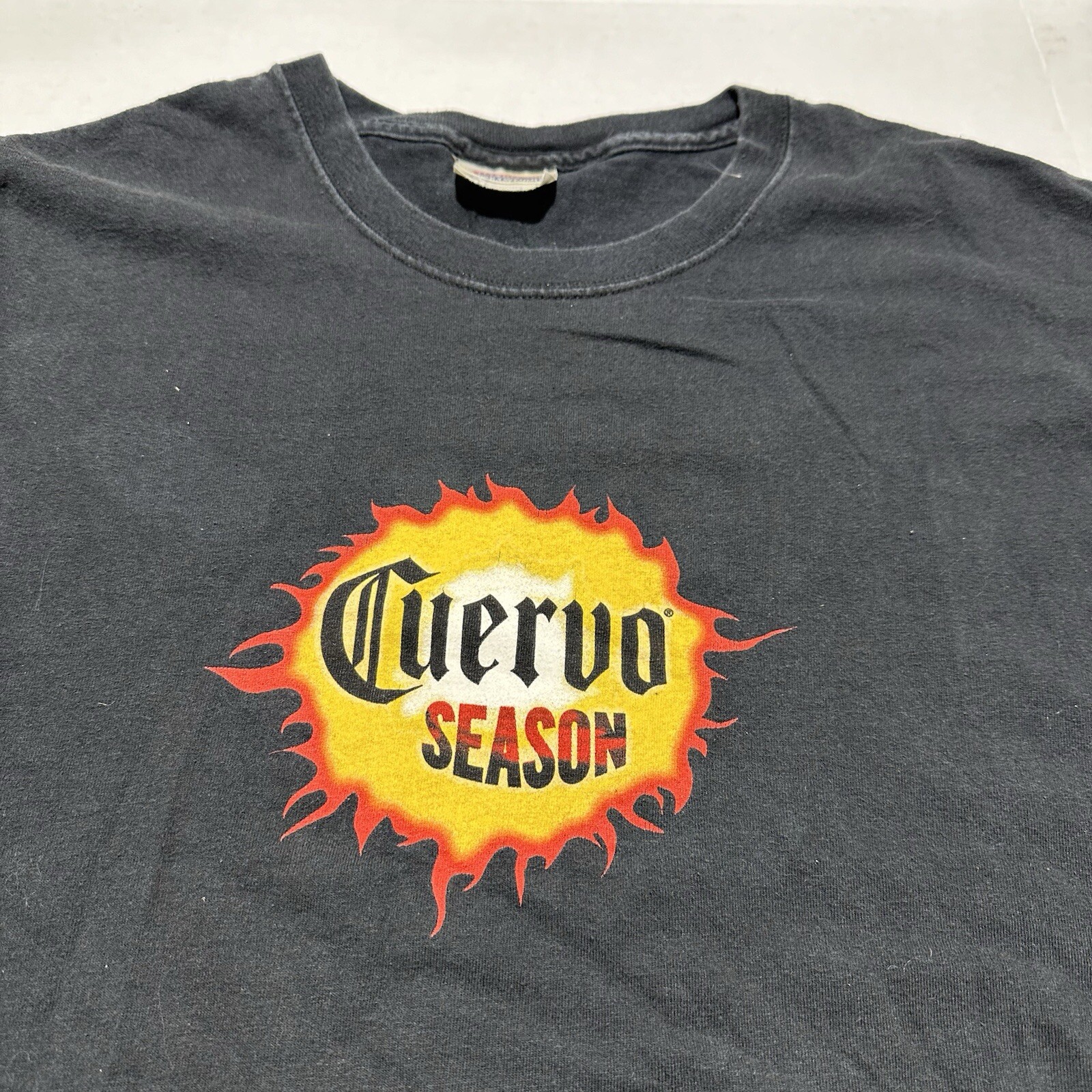 Jose Cuervo Season T-Shirt Men’s XL Black Y2K Shot Poured Around The World Flame gallery