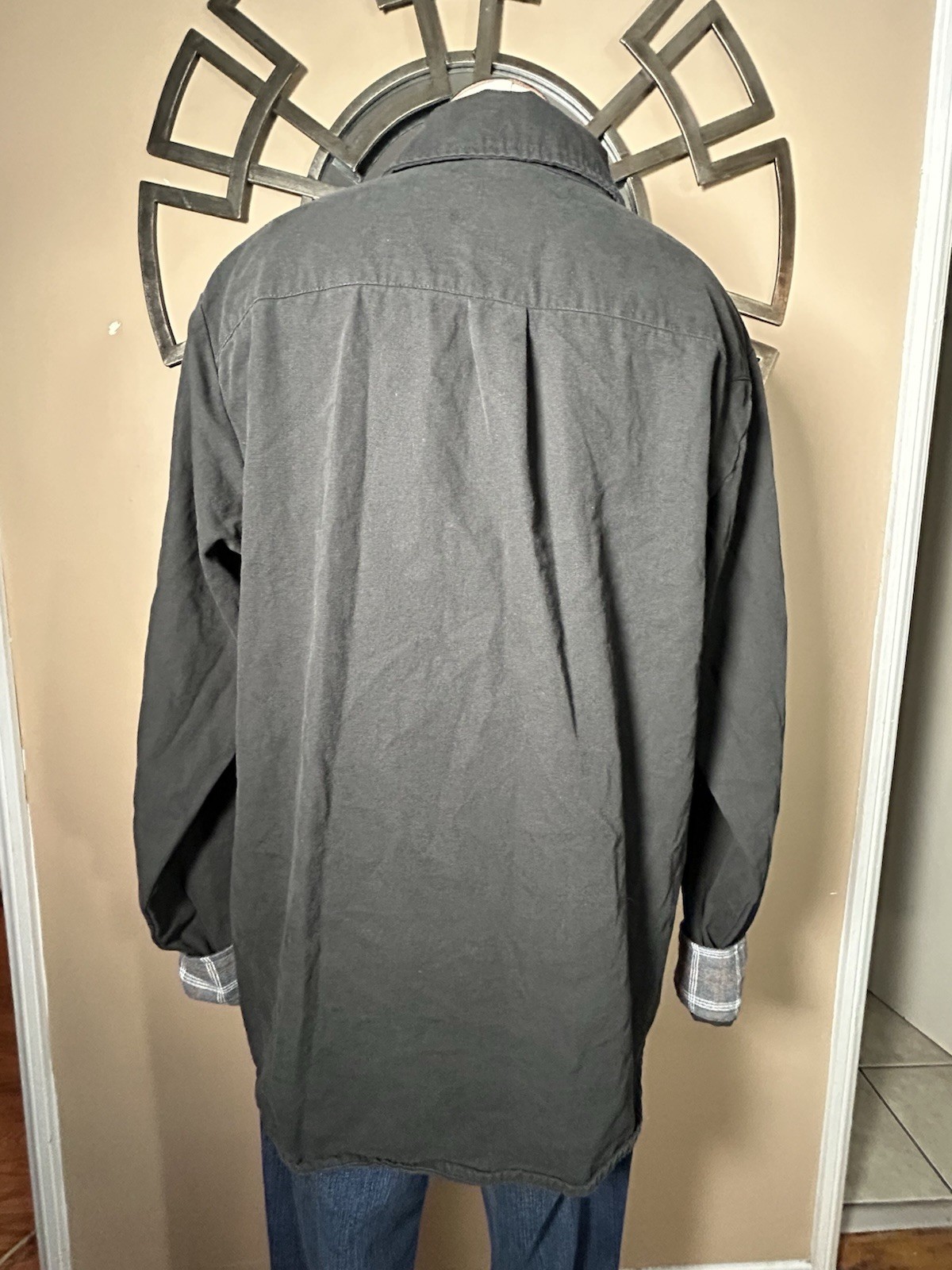 Santa Cruz Skateboard Longsleeve Button Up Shirt Screaming Hand Utility Black gallery
