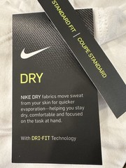 Nike Men’s Dri-Fit Training Short Sleeve T-Shirt~ NWT~Small~White w Blue Logo