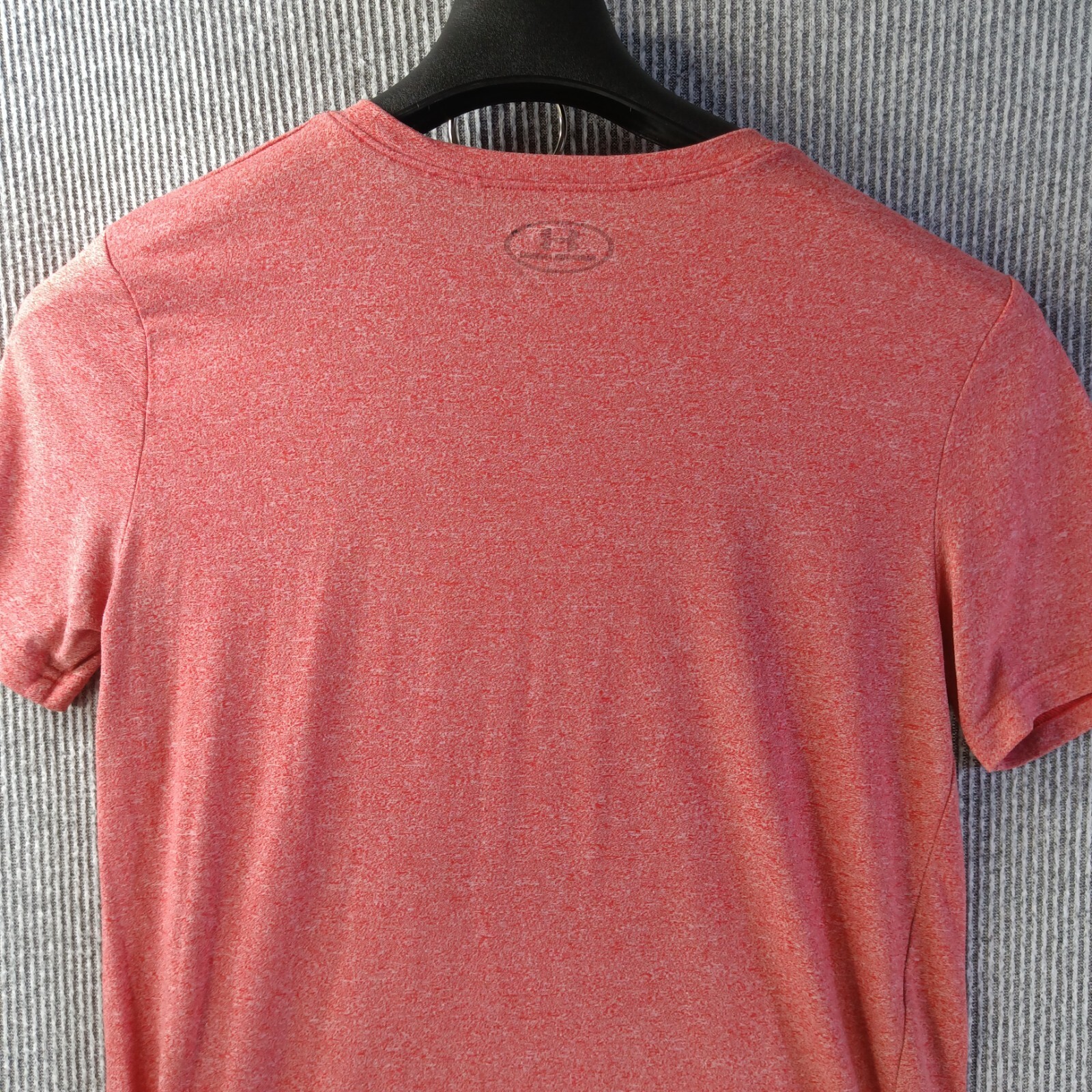 Under Armour Shirt Men L-XL Heather Red Frontside Logo Spell Out Heat Gear gallery