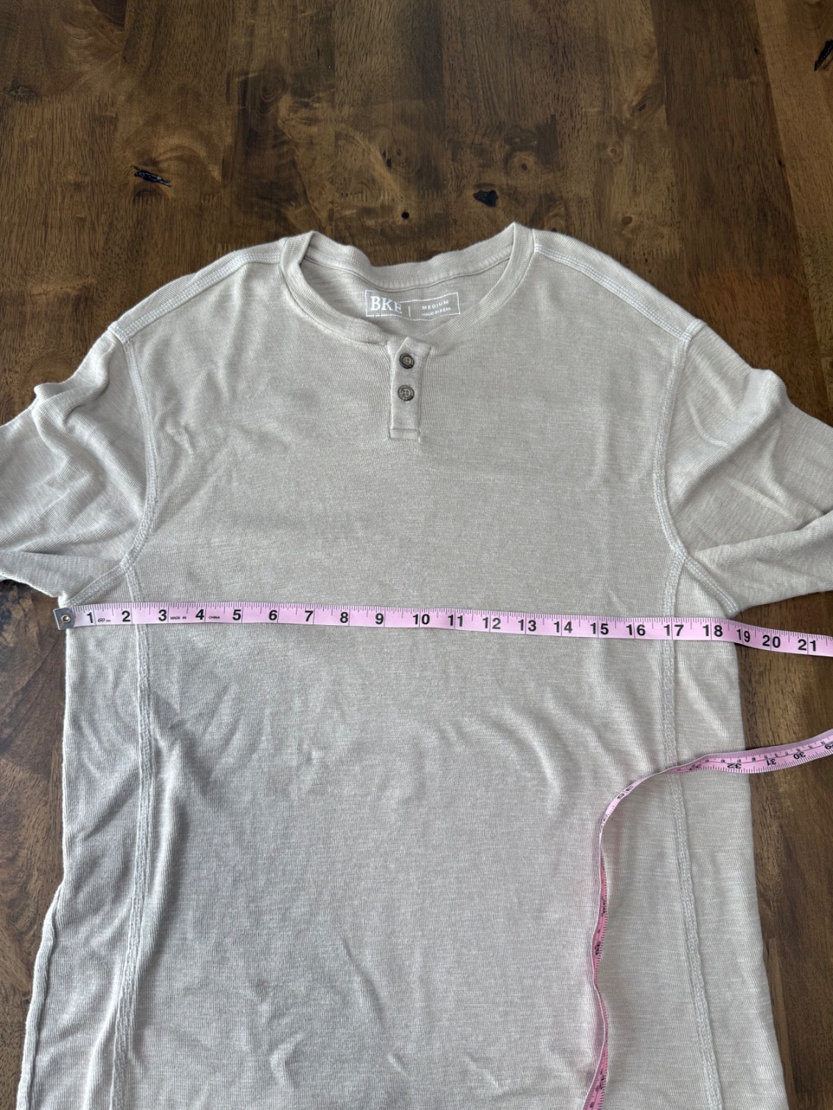 EUC Mens BKE henley long sleeve tan tshirt stretch size M gallery