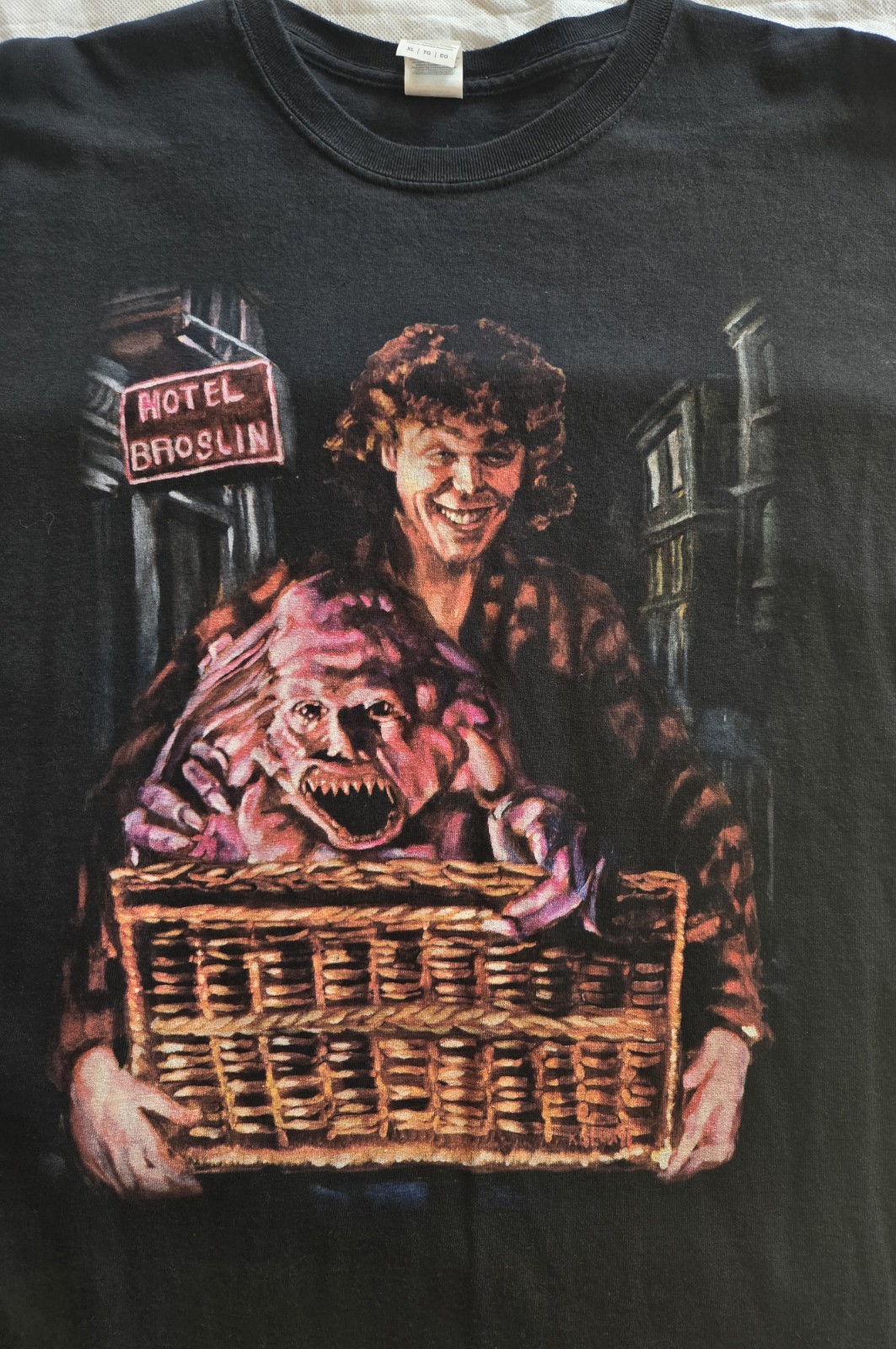 Basket Case T-Shirt Size XL Pet And Smoke Free Home gallery