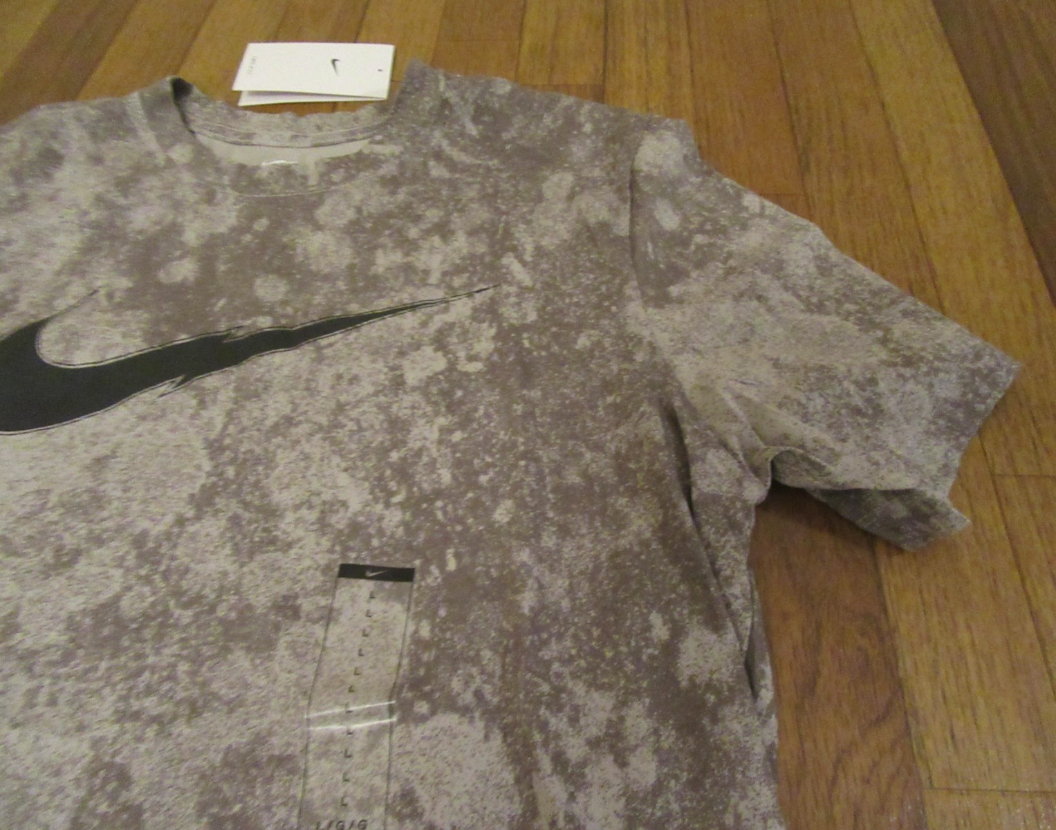 Nike Dri-Fit Heavy Metal Logo Tee T-Shirt Size Large Multi DH0220 033 Brand New gallery