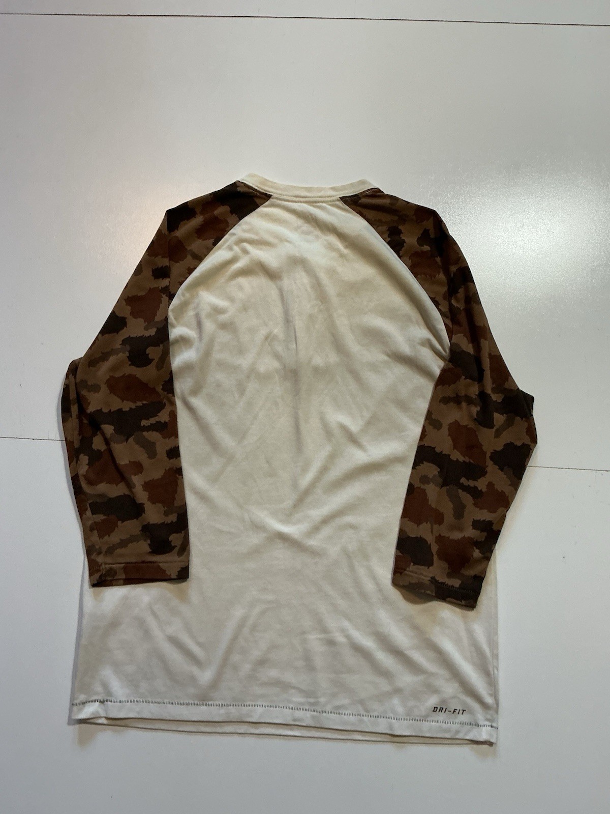 Nike X Poler Camouflage Snake Graphic 3/4 Sleeve Henley Baseball T-Shirt Sz. M gallery