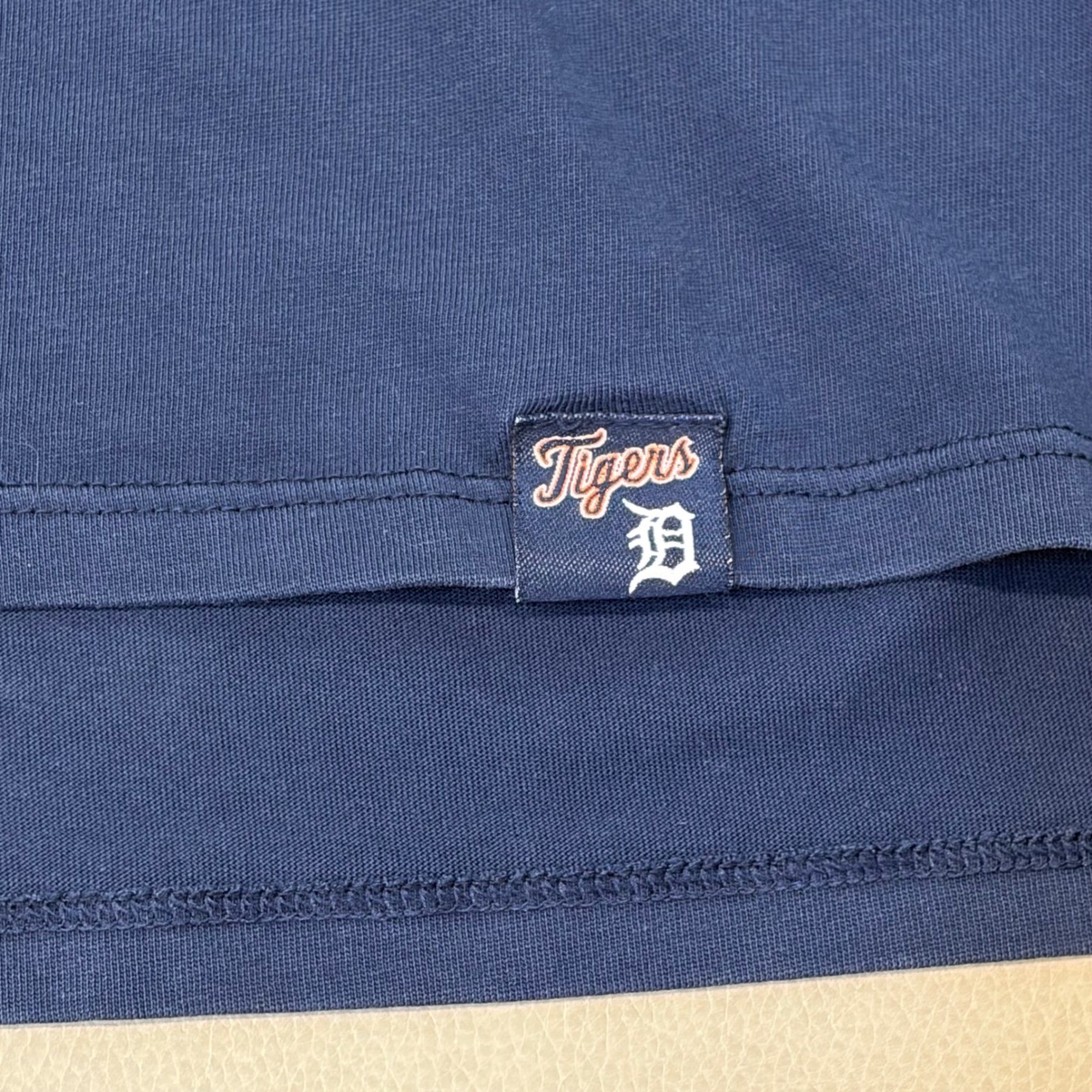 Nike Detroit Tigers Mens Medium Long Sleeve Dri-FIT Shirt Navy Blue MLB Baseball gallery