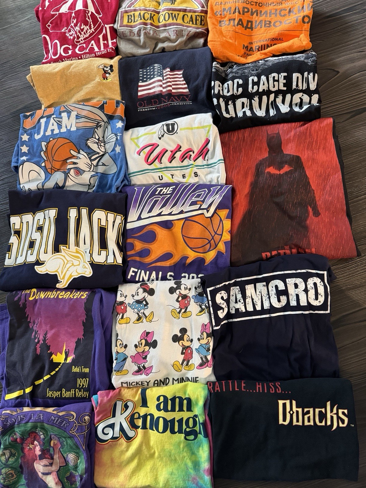 Random 20 for $180 Vintage/Modern Graphic TShirt Bundle! Message your size! gallery
