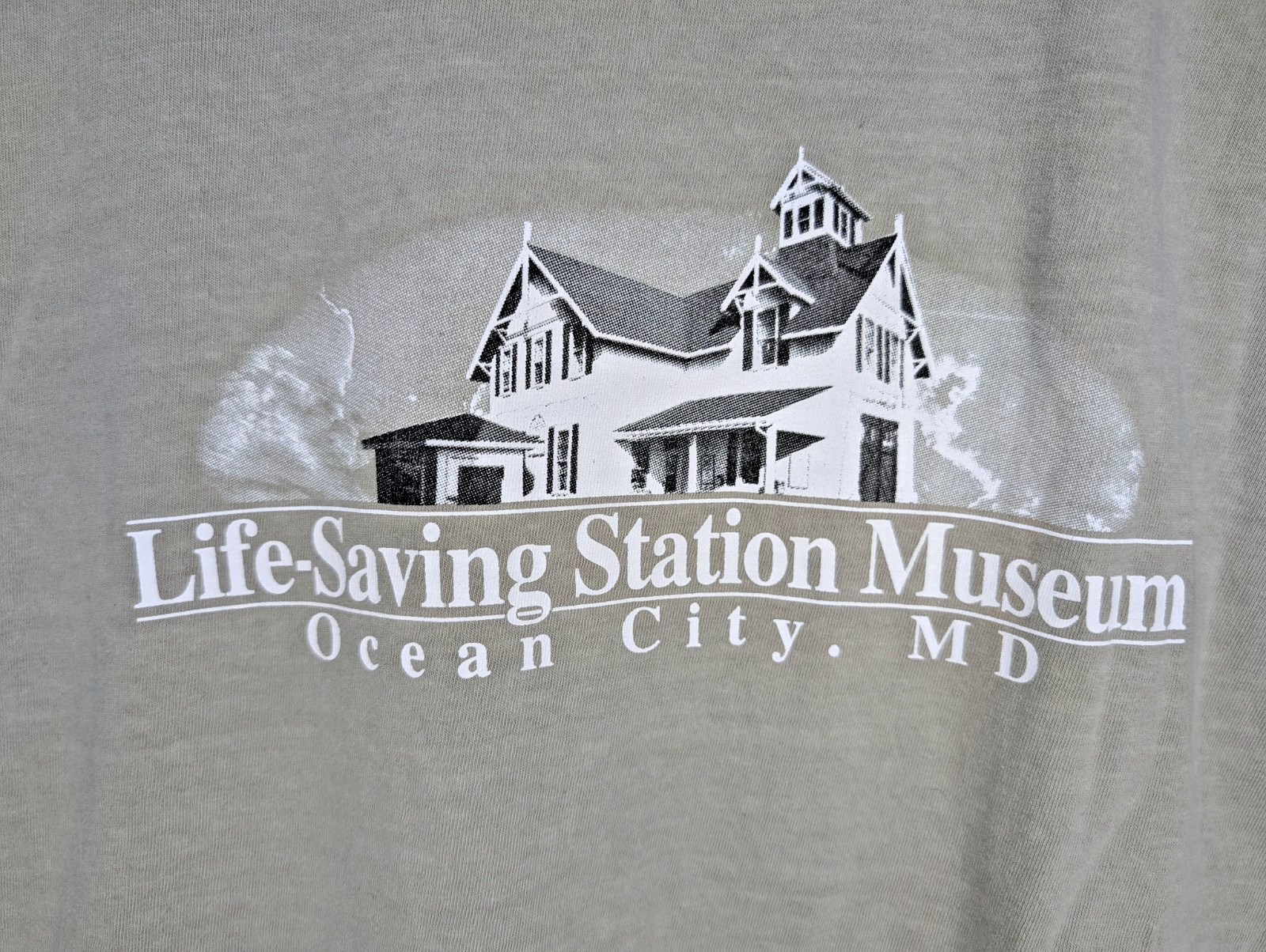 Mens Large T Shirt Live Oak Brand Life-Saving Station Museum OCMD Maryland GOOD gallery