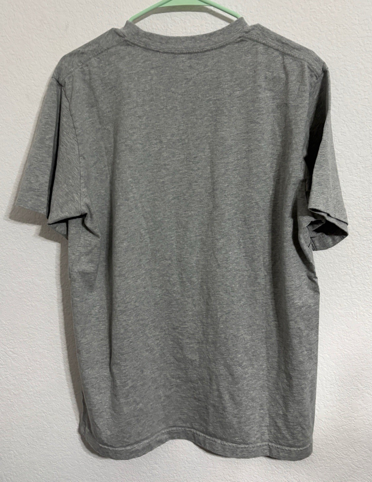 Uniqlo UT Archive, Men Short Sleeve One Piece Chopper Graphic Shirt, Medium gallery