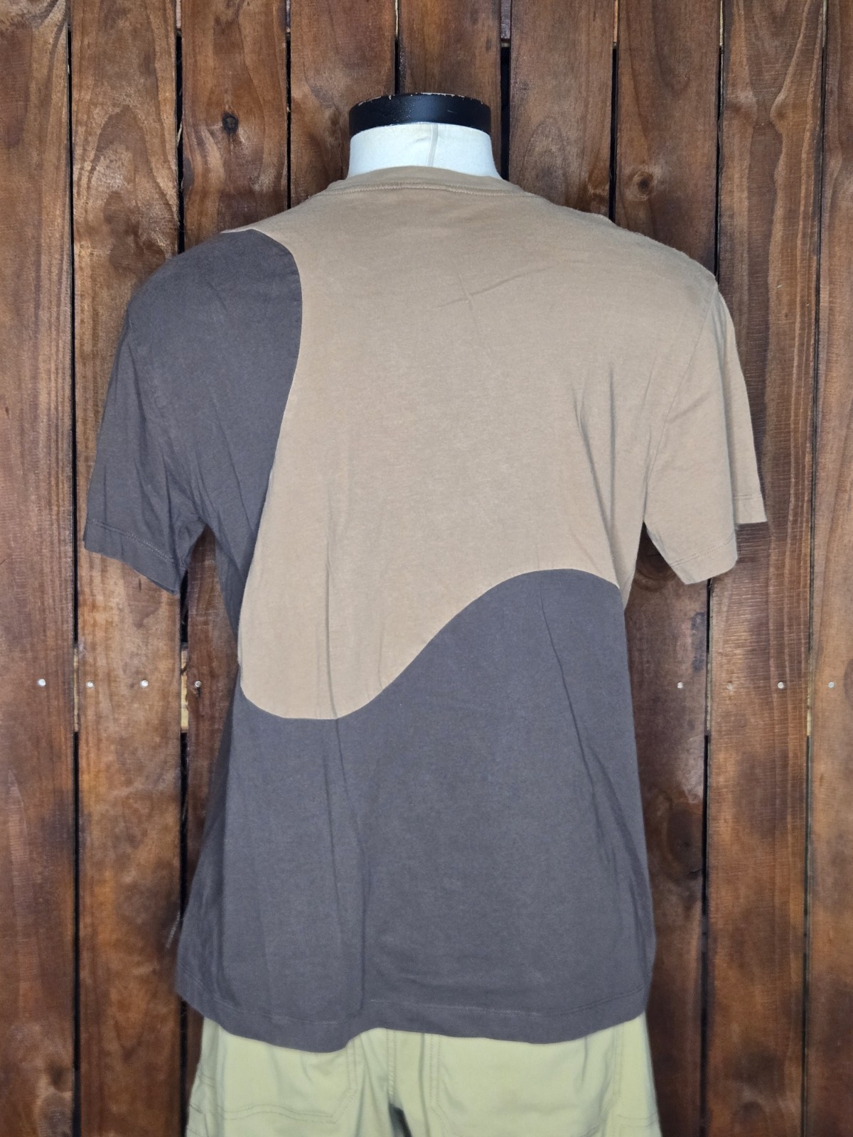 Nike NSW 2 Tone Brown Shirt Large gallery