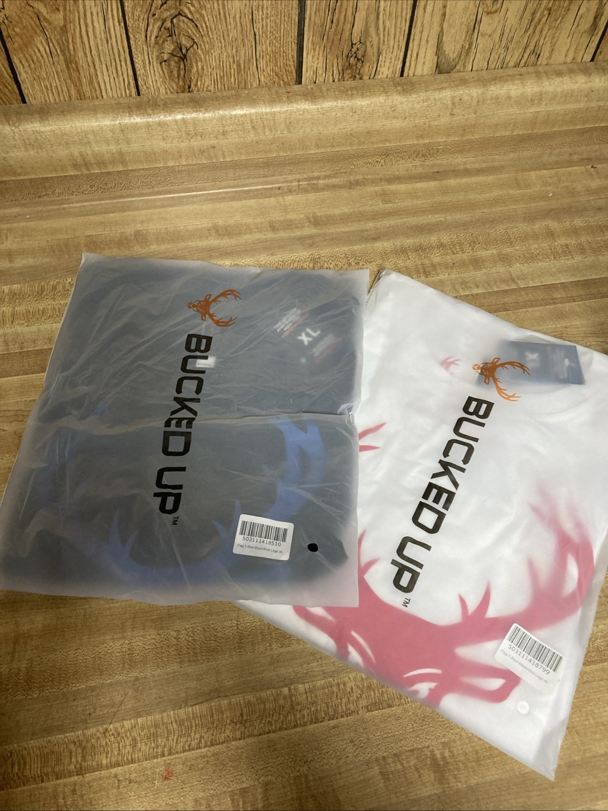 2 Pack Bucked Up Men’s Flag T Shirt Black/Blue White/Red Logo Size XL New gallery
