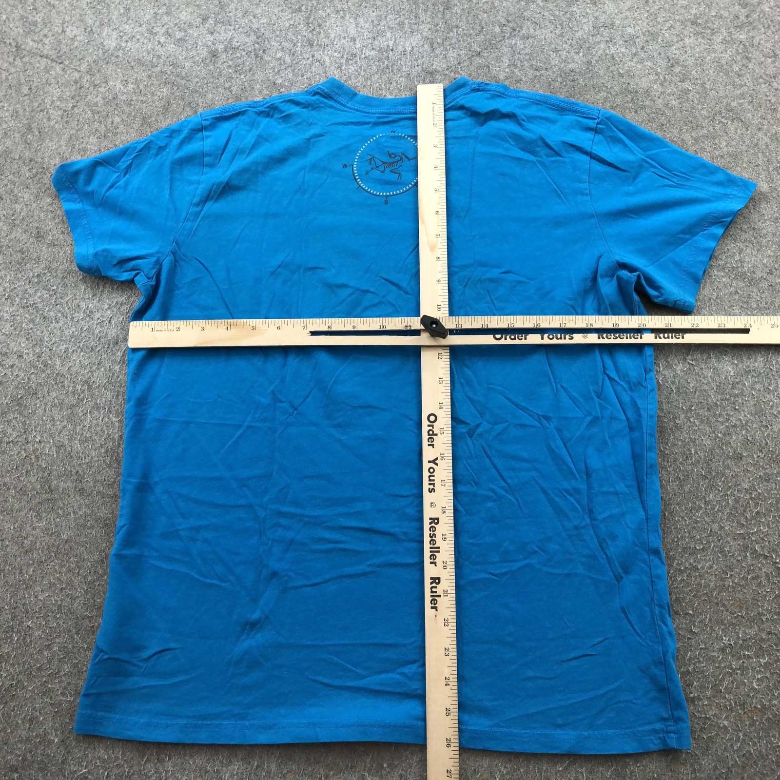 Arc'teryx Shirt Mens Large Blue Mountains Peaks Compass Graphic Tee Tagless gallery