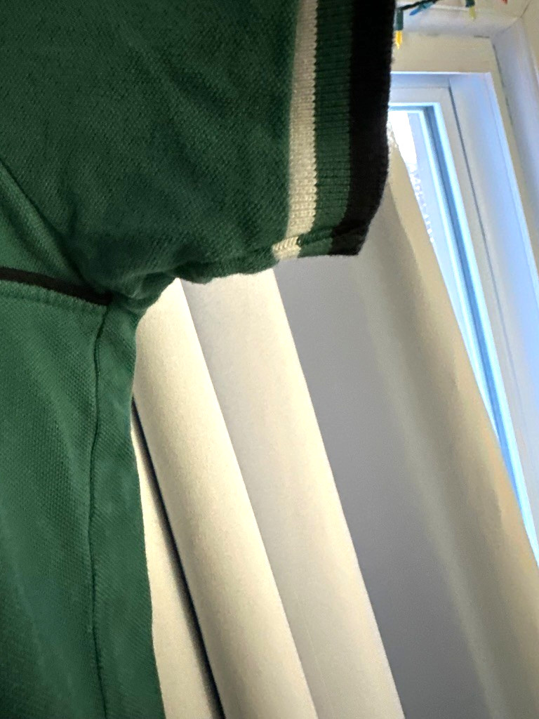 Guess Los Angeles Men's XL Green Tonal Logo Tee Tipped Ribbed Cuffs Vtg gallery