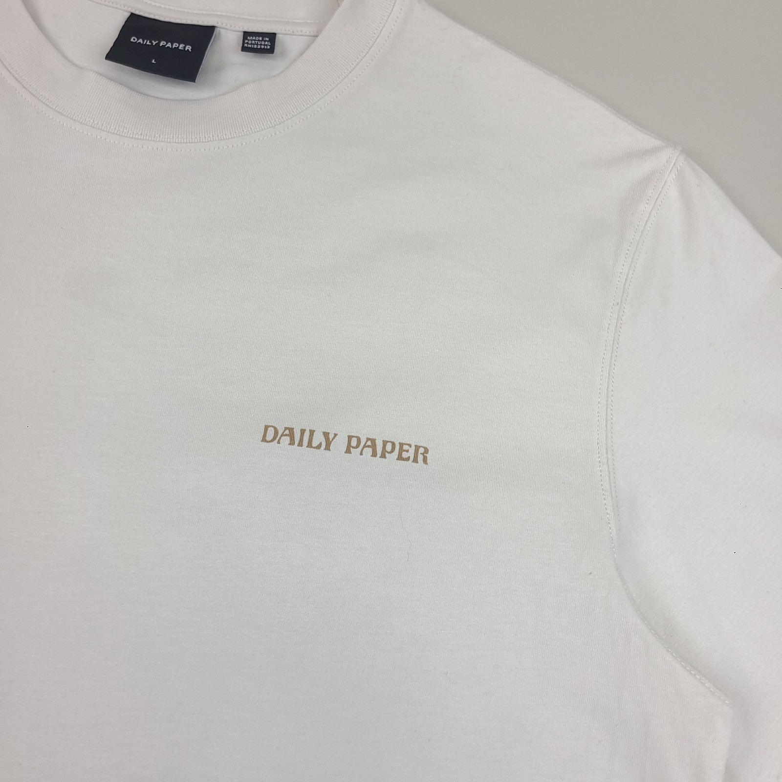 Daily Paper Shirt Mens Large White Cut And Sew Pattern Graphic Tee gallery