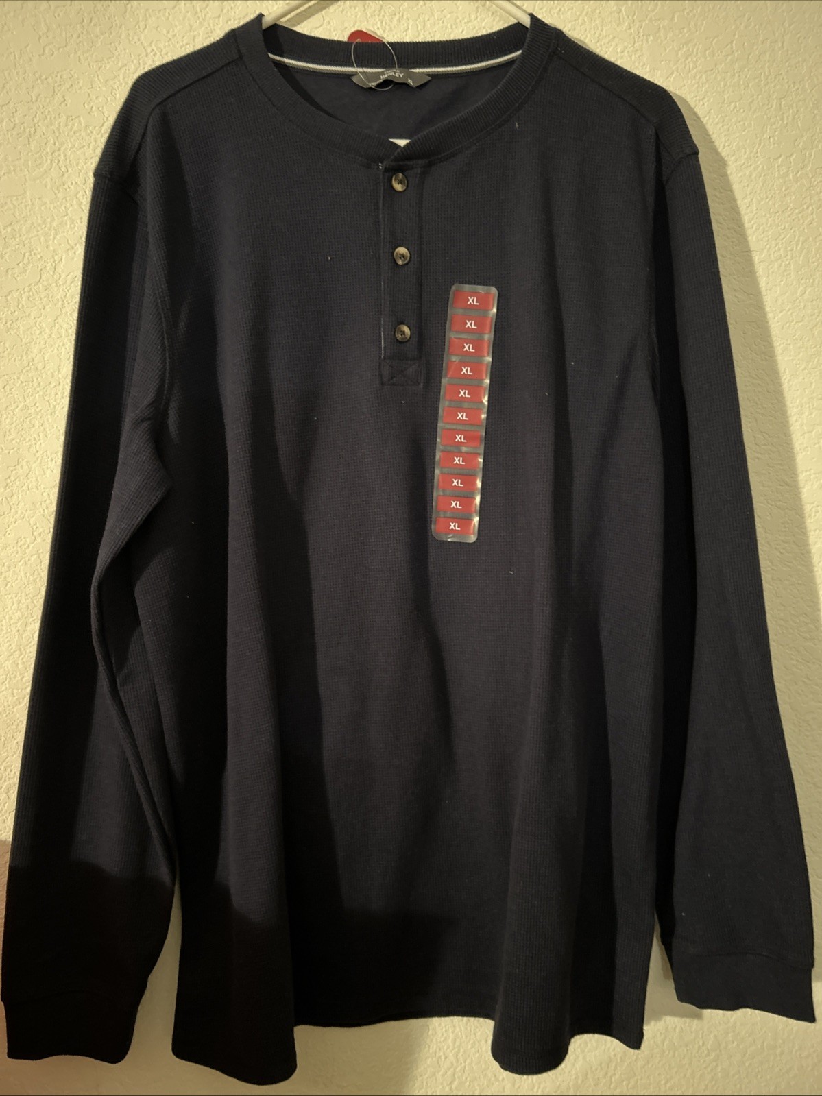 Men’s XL Blue Thermal Henley NWT Members Mark gallery