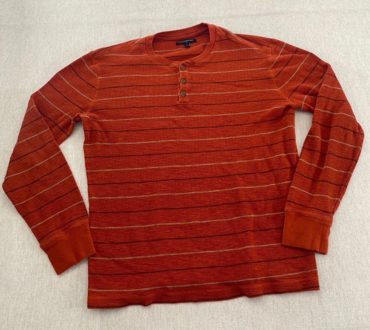 Banana Republic T-Shirt Mens Large Rust Orange Ribbed Cuffs Henley Pullover gallery