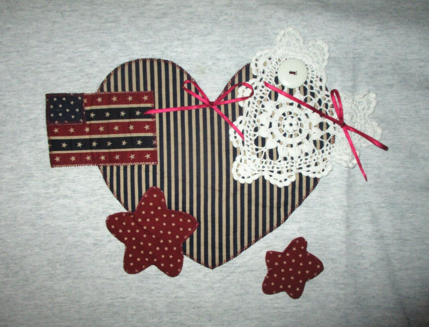 vtg 80s 90s EMBROIDERED APPLIQUE T SHIRT Heart USA Flag Lace Country Charm Large gallery