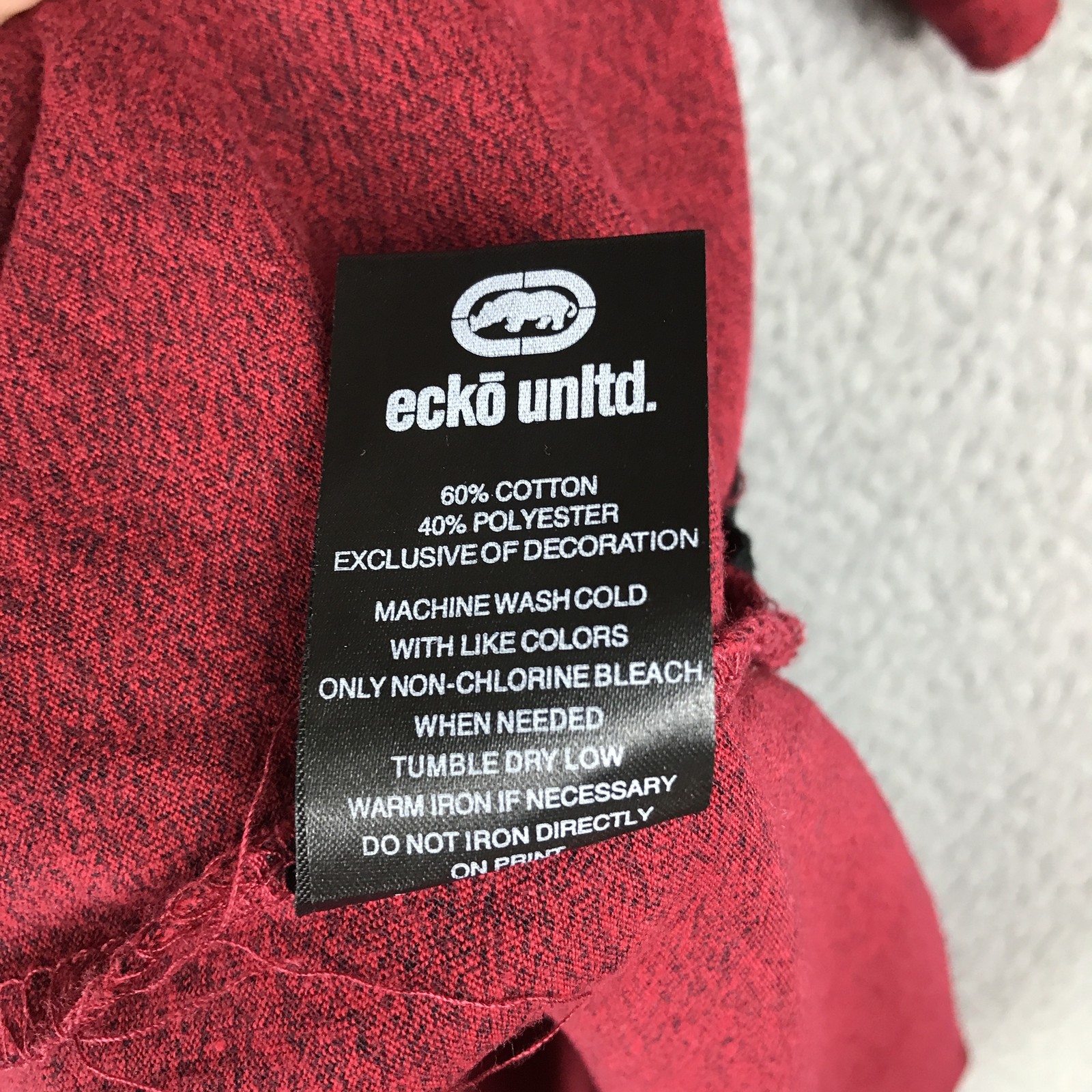 Ecko Unltd Shirt Mens XL Red Short Sleeve Hoodie Pullover Kangaroo Pocket Logo gallery