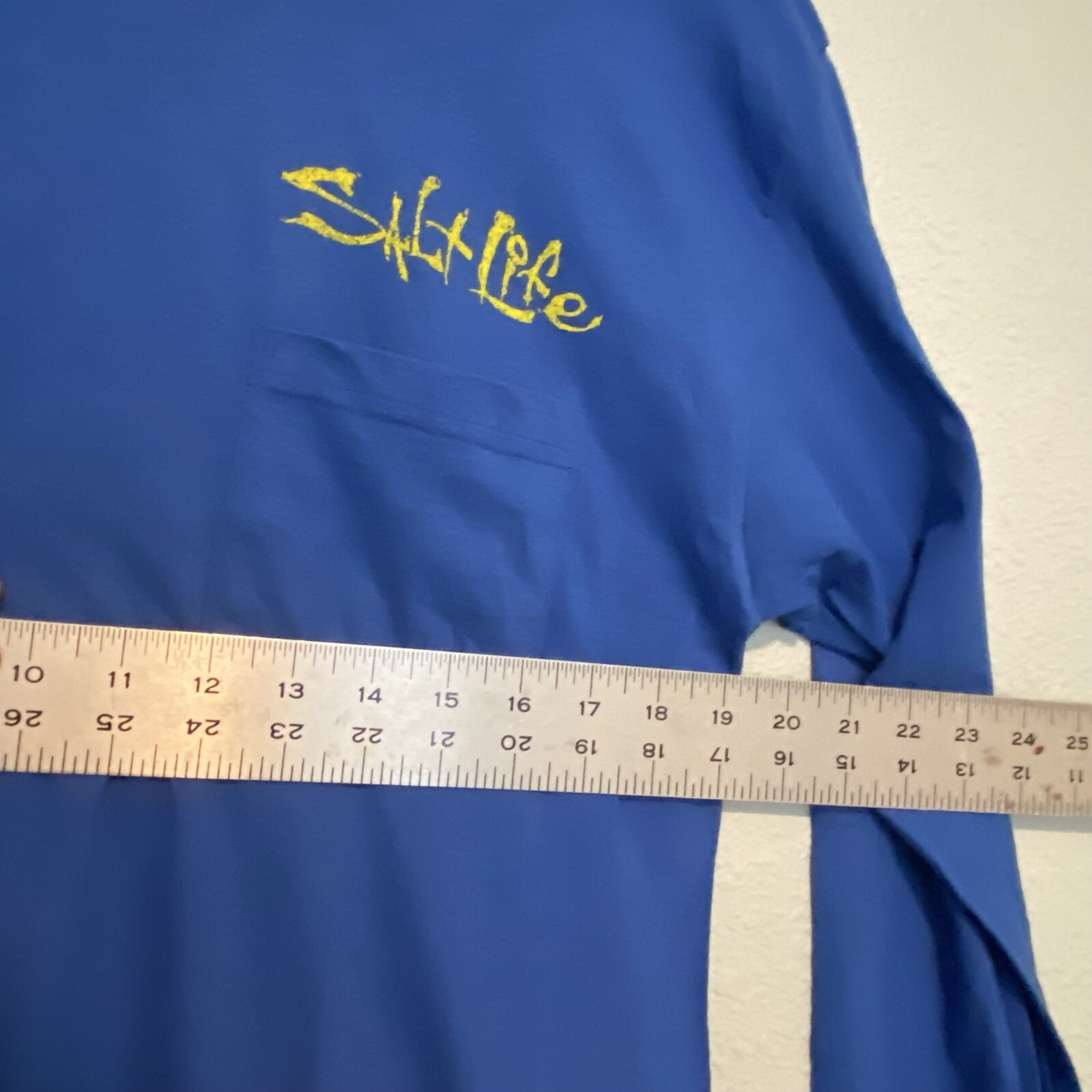 Salt Life NWT Men’s Long Sleeve Logo Shirt Medium Tuna Traders Royal Blue gallery