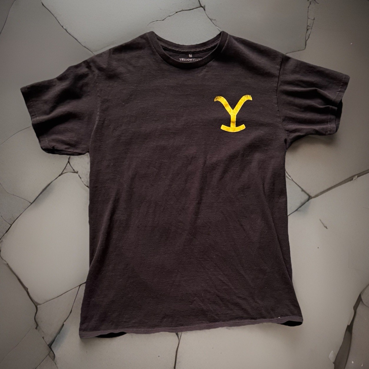Yellowstone TV Show T-Shirt • Black w/Yellow Graphic • Men’s Size Medium