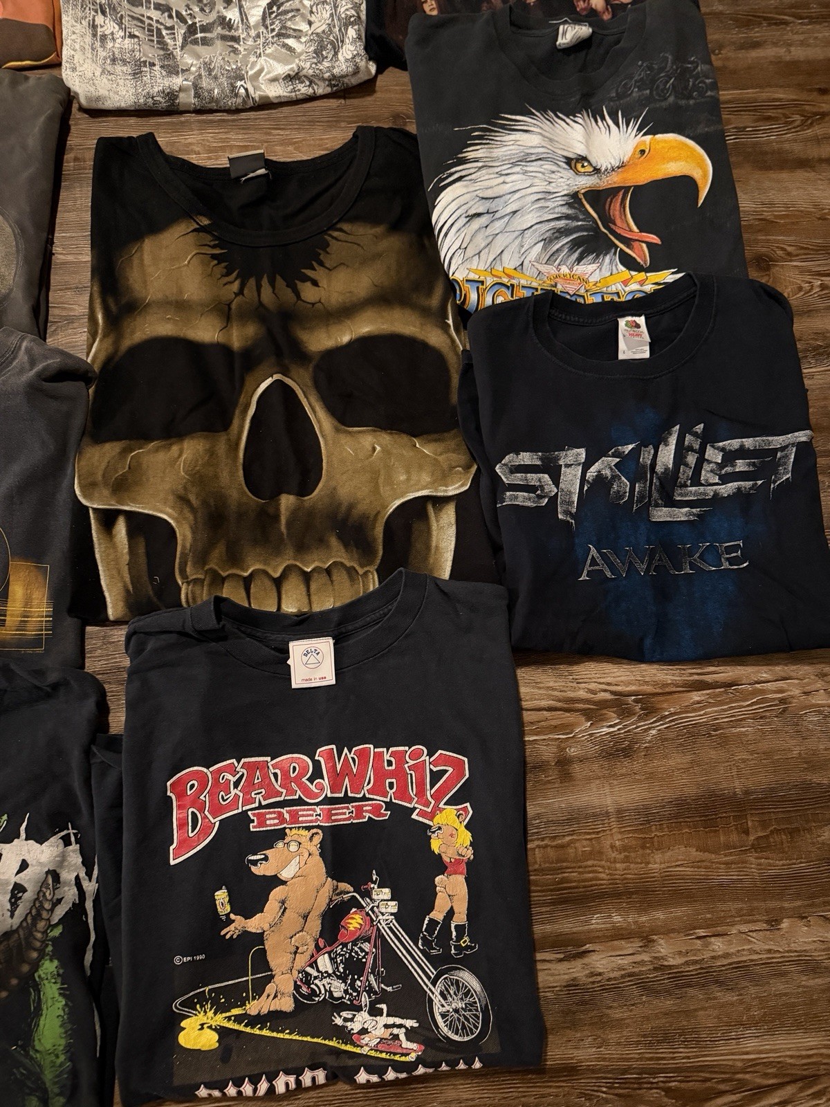 Vintage T Shirt Lot Of 18 Tees Modern 90s Nature Band Graphic Men’s Size M L XL gallery