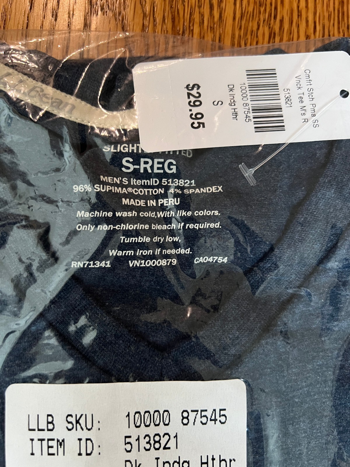 5 pack Small Men's V-Neck T-Shirts - 3 x LL Bean, 1x Jcrew, 1x Gap gallery