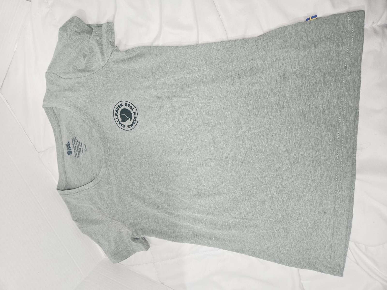Fjallraven Womens Sz M Logo T-Shirt Grey Hiking Outdoor Lightweight Cotton Blend gallery
