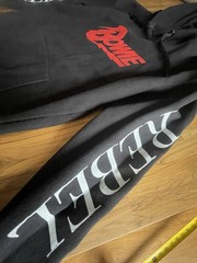 David Bowie Unisex Pullover Hoodie: Rebel Rebel (Black)