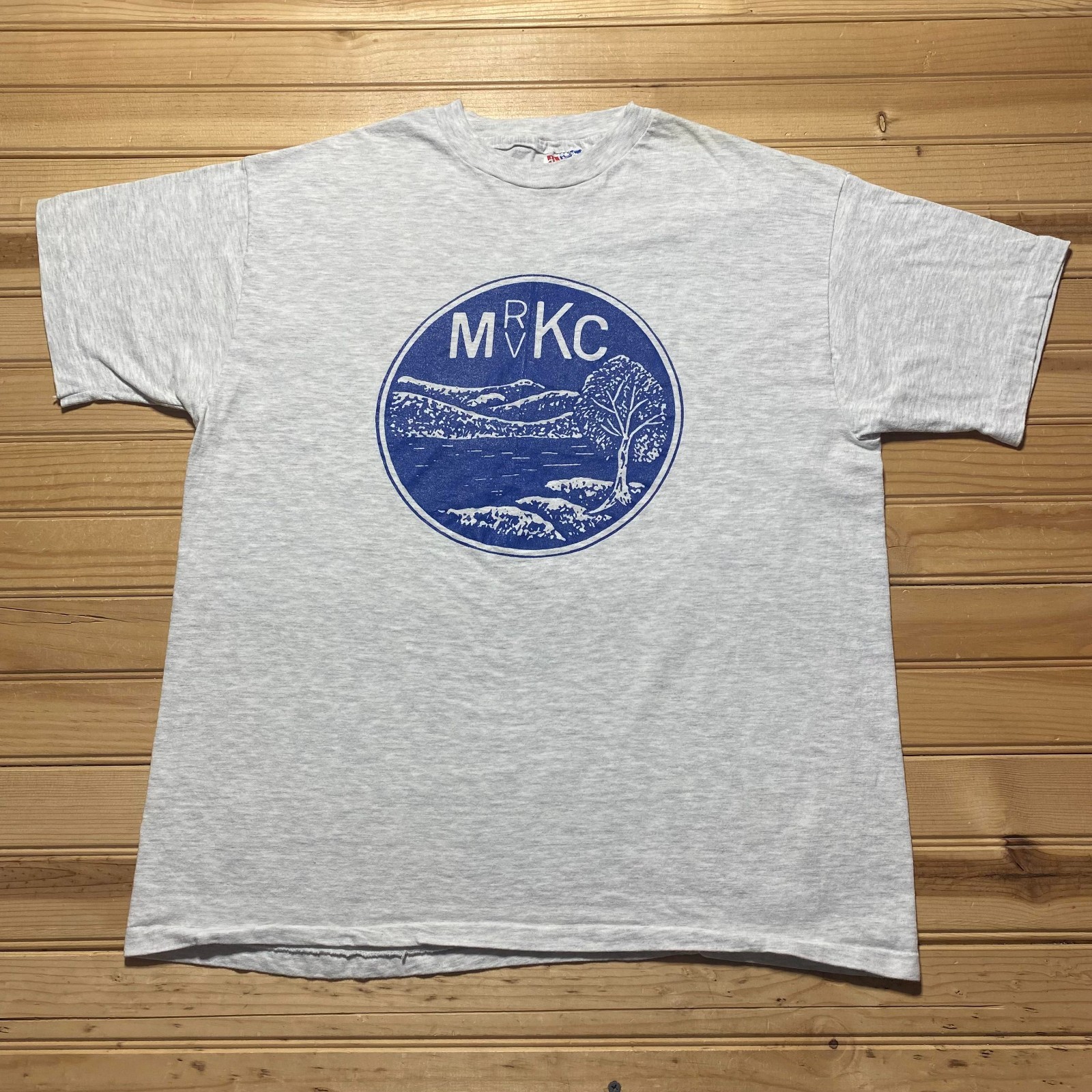 Vintage 90s Hanes MRVKC Mountain Lake Nature Outdoor Graphic T-Shirt USA - Large gallery