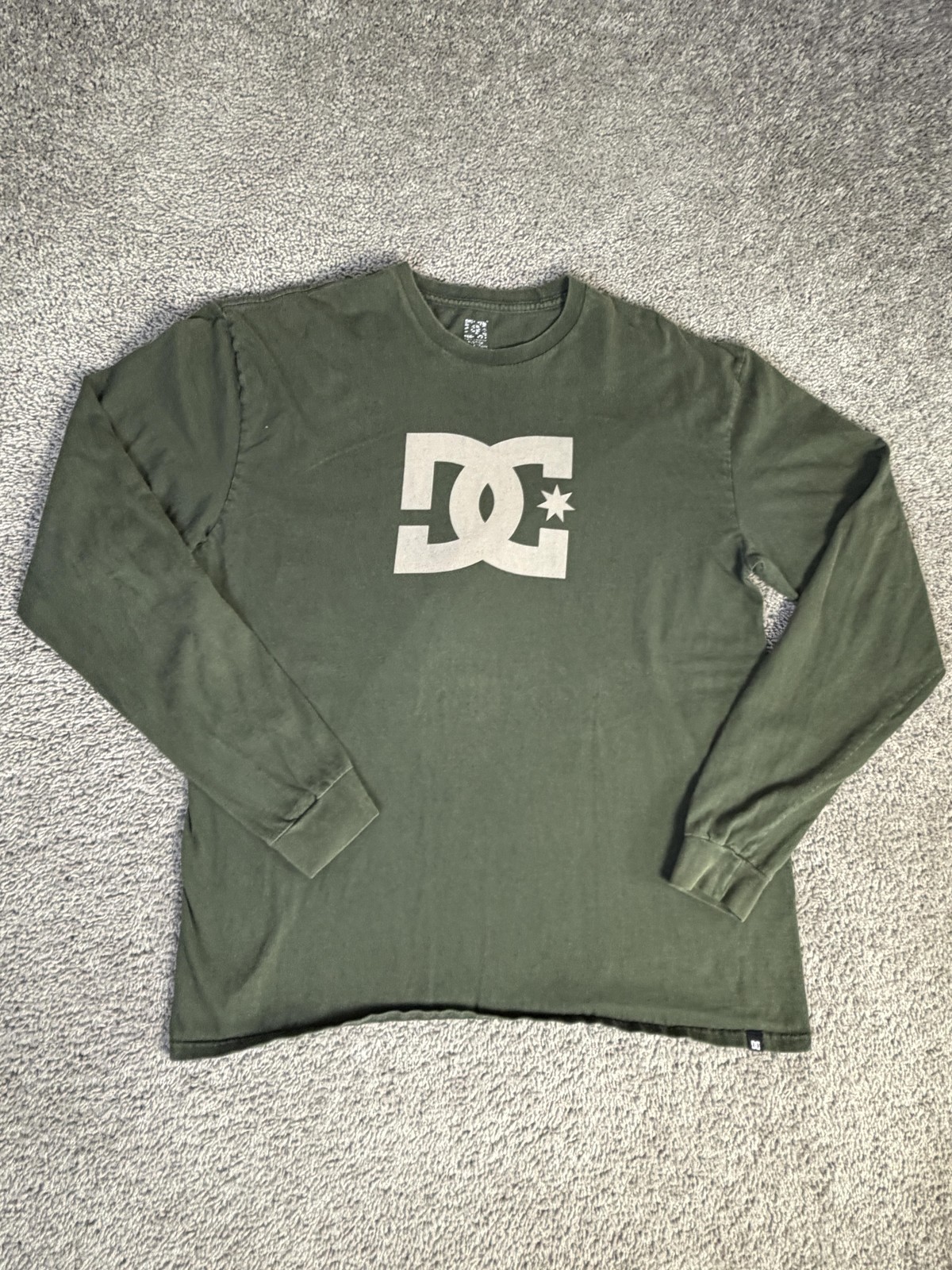 DC Shoes Shirt Mens XL Green Long Sleeve Graphic Crew Neck Tagless Cotton