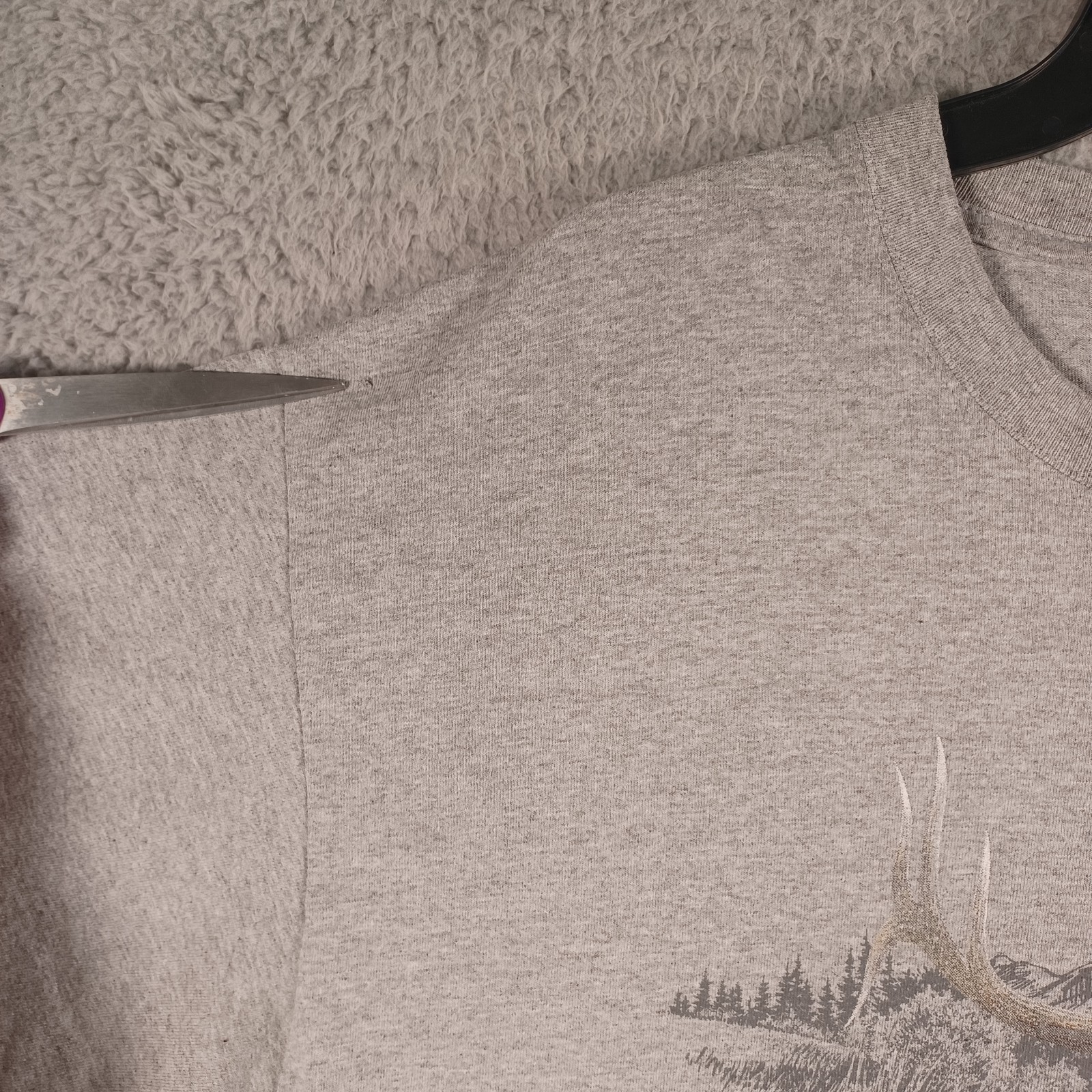 Cabelas Mens Gray T-Shirt Size XL Hunting Camping Outdoor Elk Deer Mountains gallery
