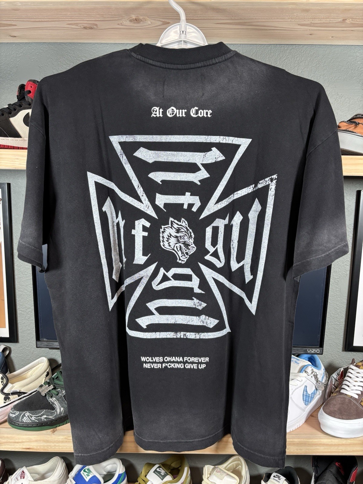 Sz L Darc Sport Ohana Loyal To The Core Premium Black NWT *Sold Out* Y2K gallery