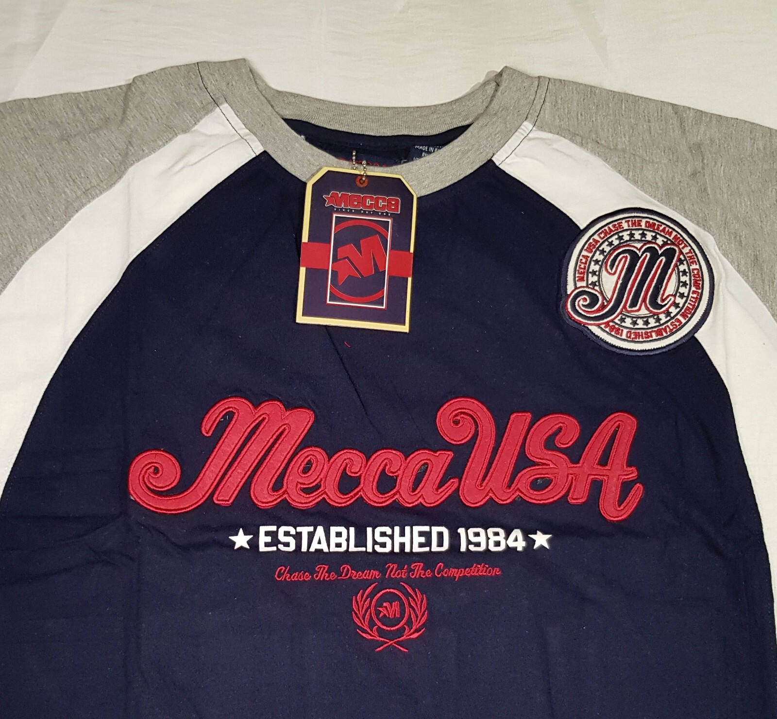 VINTAGE MECCA USA SIZE XXL 2XL MENS COTTON EMBROIDERED T-SHIRT HIP HOP 90s Y2K gallery