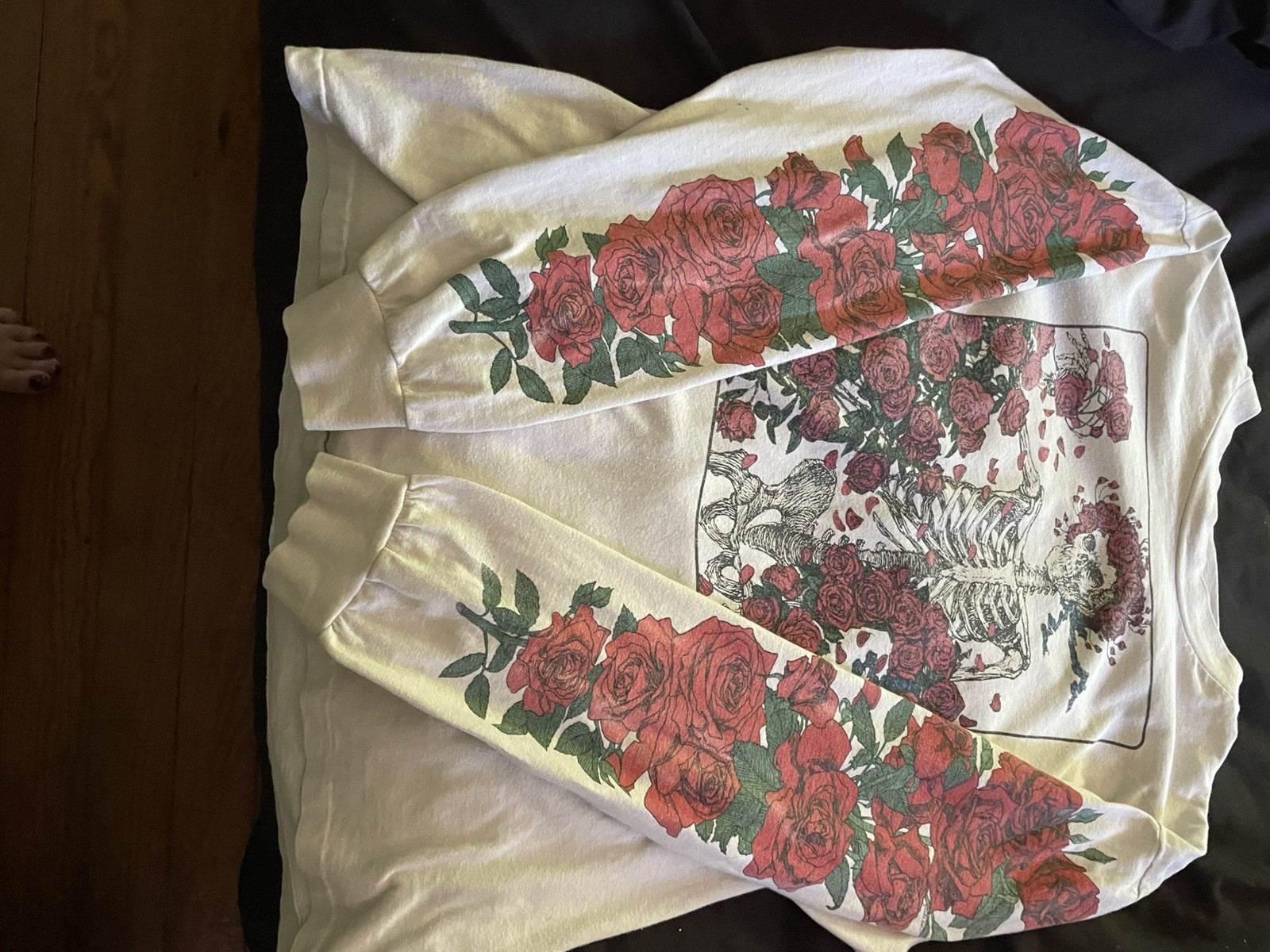 1980s Grateful Dead Long Sleeve Bertha Wagon Wheel and Roses T Shirt XL gallery
