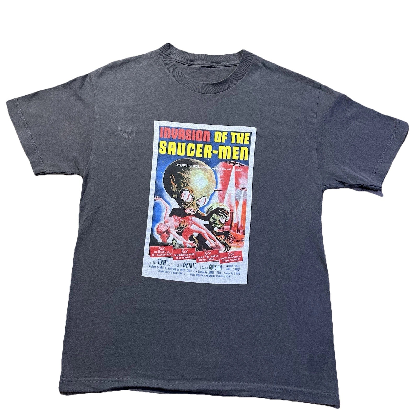 Invasion of the Saucer Men Shirt L Movie Poster Graphic Sci-Fi Horror Tee gallery