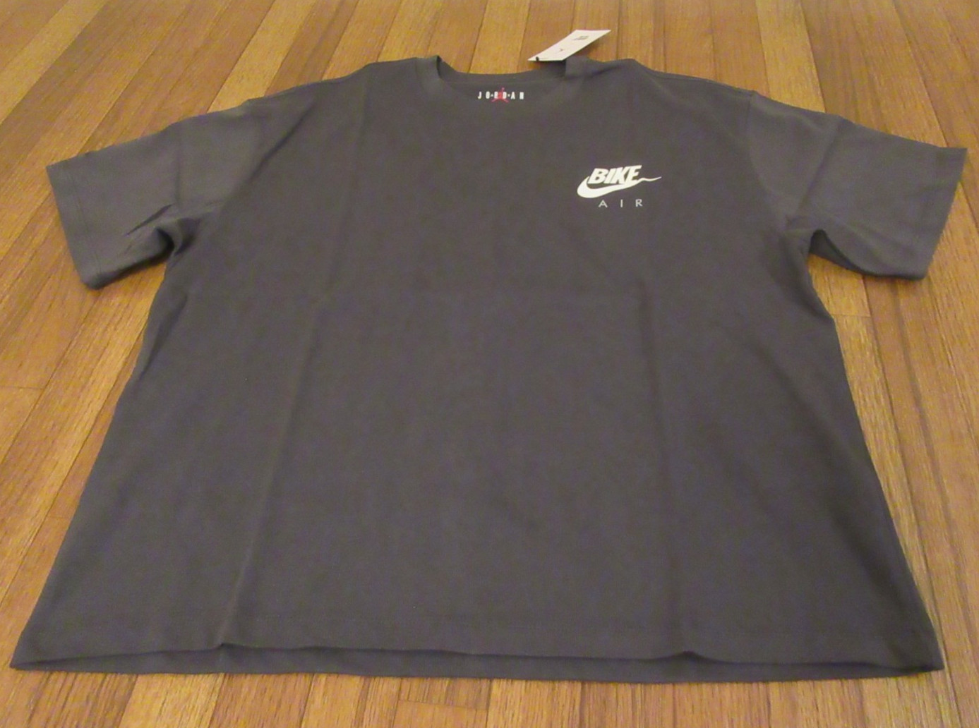 Nike Air Jordan Bike Air Tee T-Shirt Size Large Anthracite IQ8148 060 Brand New gallery