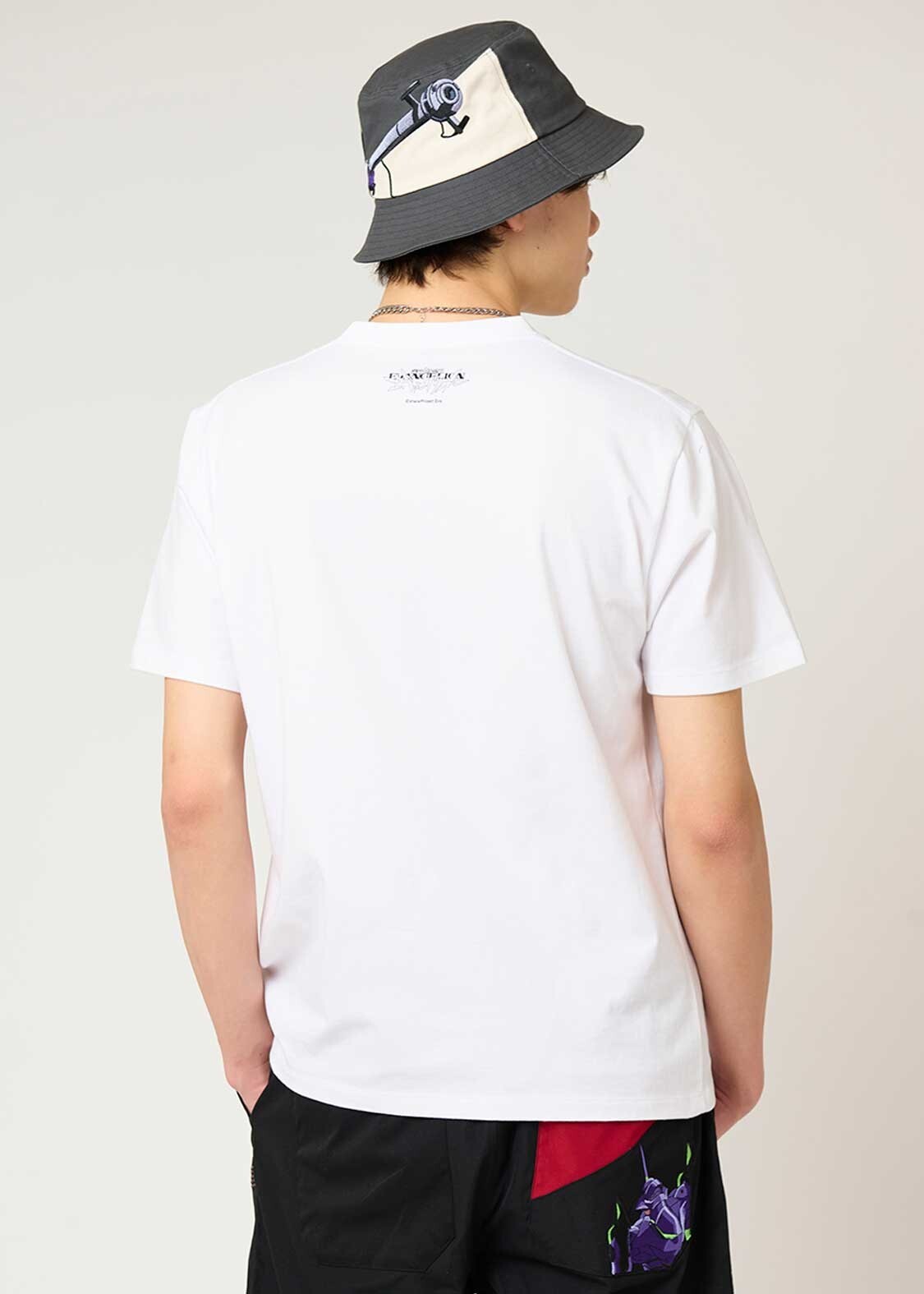 [Granif] General purpose humanoid battle weapon | T-shirt Size SS~XXL White gallery