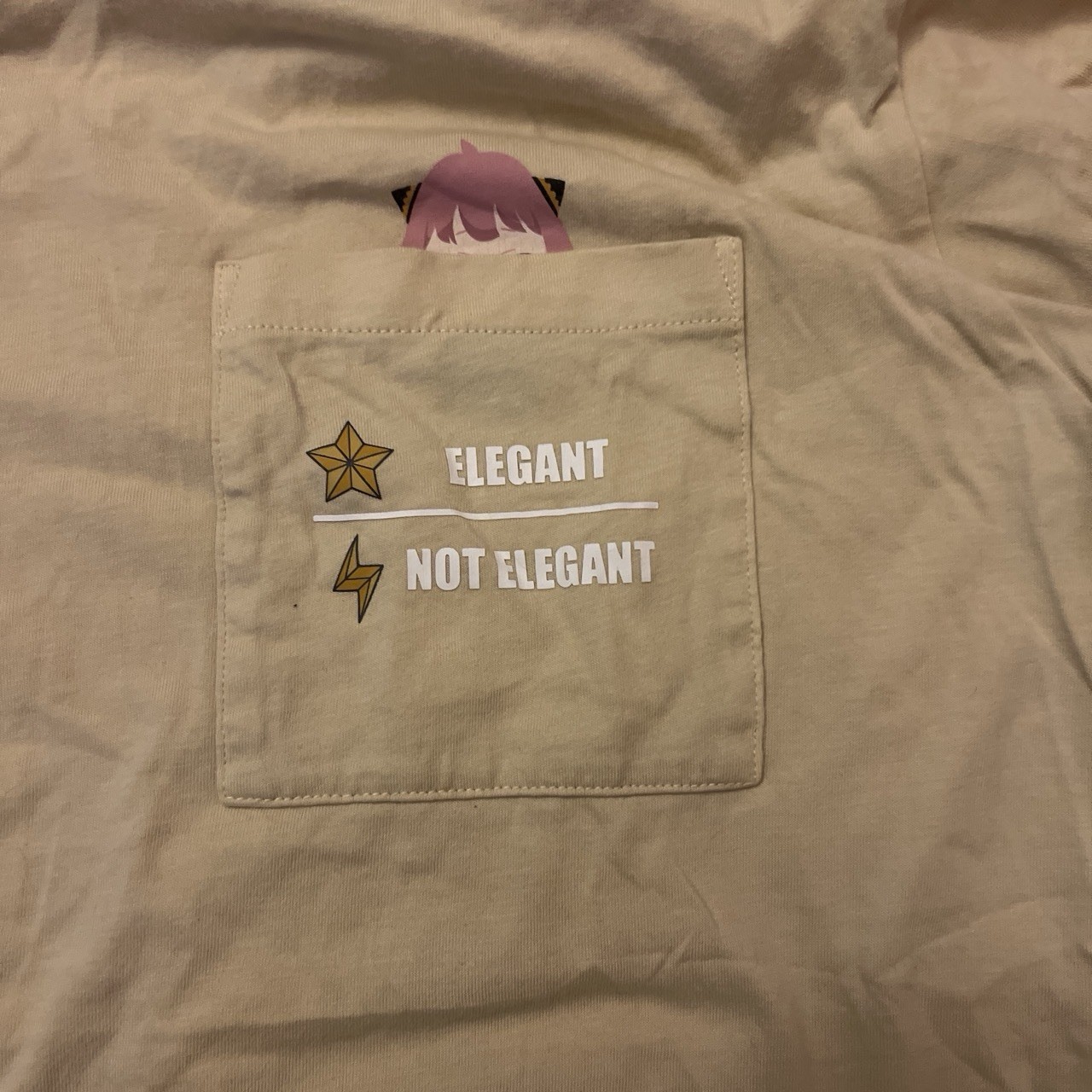 UT SpyxFamily Beige T-Shirt Anya Pocket gallery