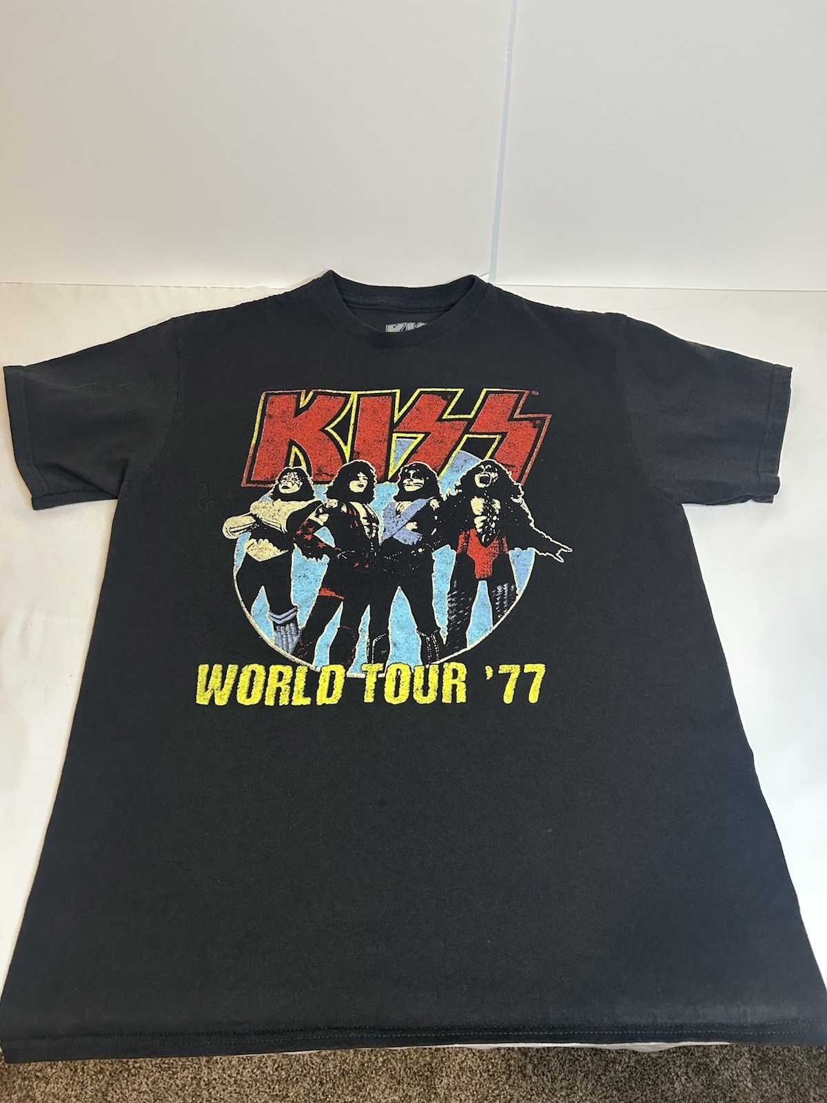 KISS World Tour 1977 Album 70’s Classic T-Shirt Black Size Medium