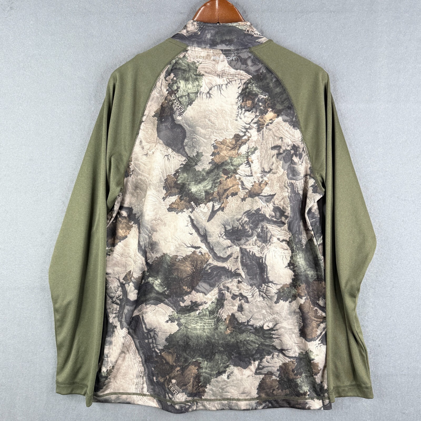 Habit Shirt Mens Medium Camouflage Scent Factor Mossy Oak 1/4 Zip Pullover gallery