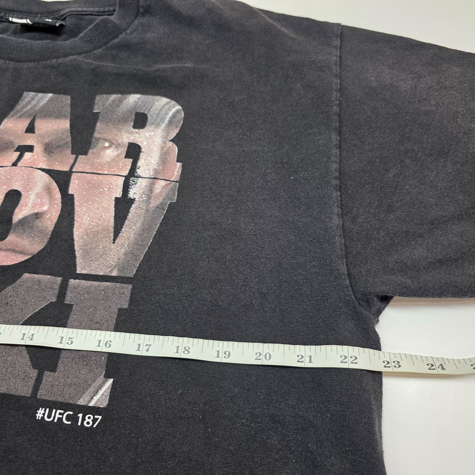 VTG Famous Stars And Strap UFC 187 Andrei Arlovski T Shirt Men XL Fade WARLOVSKI gallery