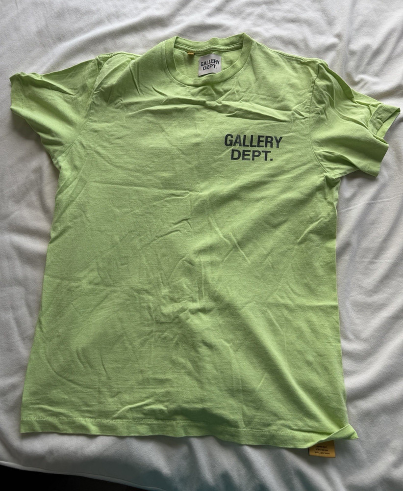 Gallery Dept. Men’s Green Short Sleeve Crew Neck Graphic Logo Knit T-Shirt M
