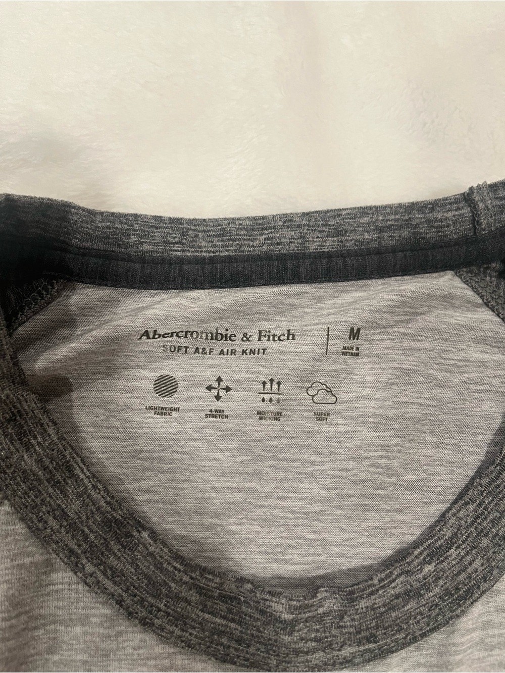 Abercrombie & Fitch Soft A&F Air Knit Baseball Tee - Men's Medium gallery