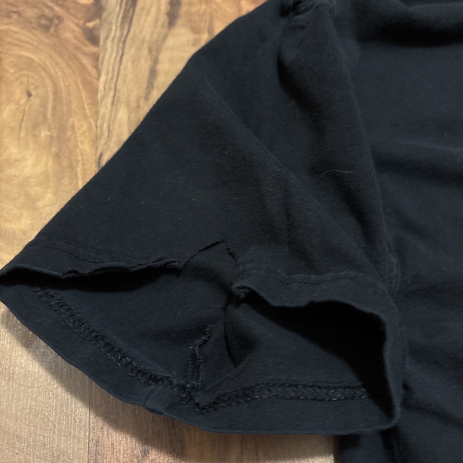 Nike The Nike Tee Loose Fit Embroidered Air Max Patch Sneacker Black Size Medium gallery