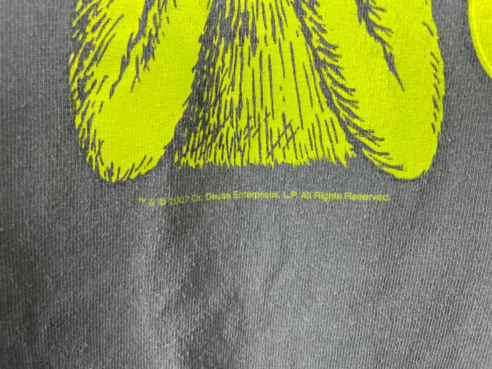 2007 You’re A Sly One Mister Grinch Tee Men’s Size Large Graphic Shirt Dr. Seuss gallery