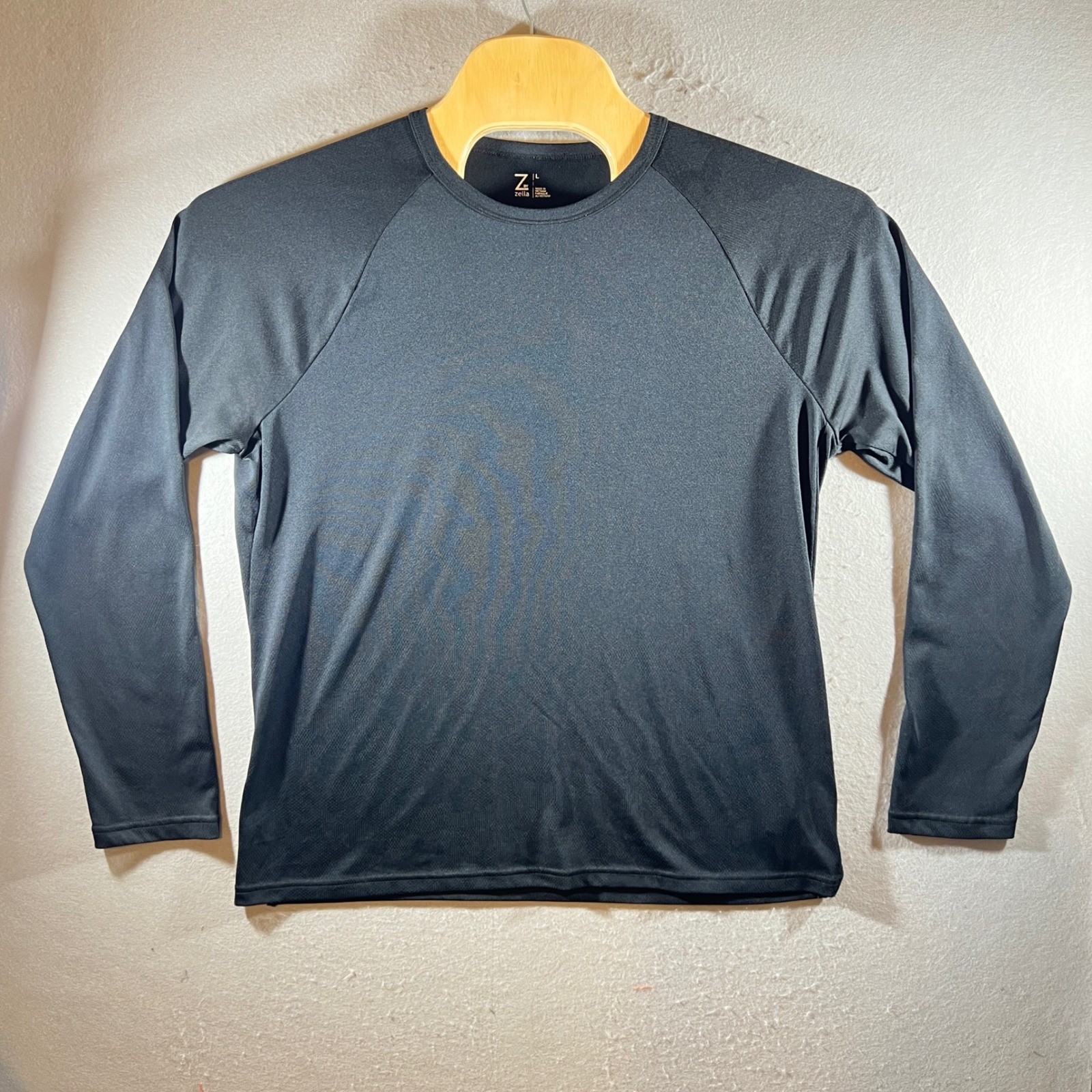 1010 | Z by Zella Performance Raglan Long Sleeve Athletic Tee Black Mens L gallery