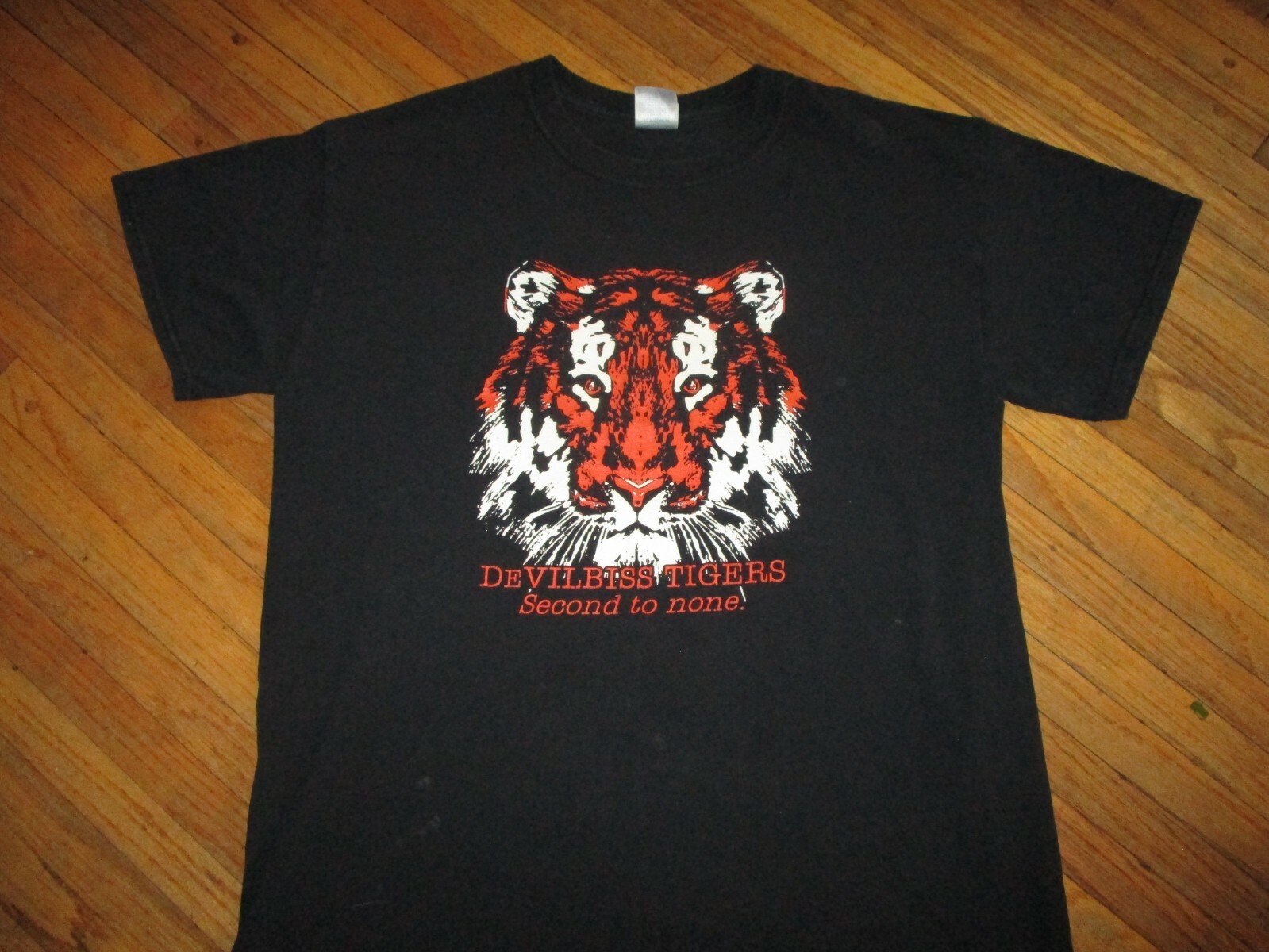vtg DEVILBISS HIGH SCHOOL T SHIRT Defunct Toledo Ohio TIGERS Second To None LG gallery