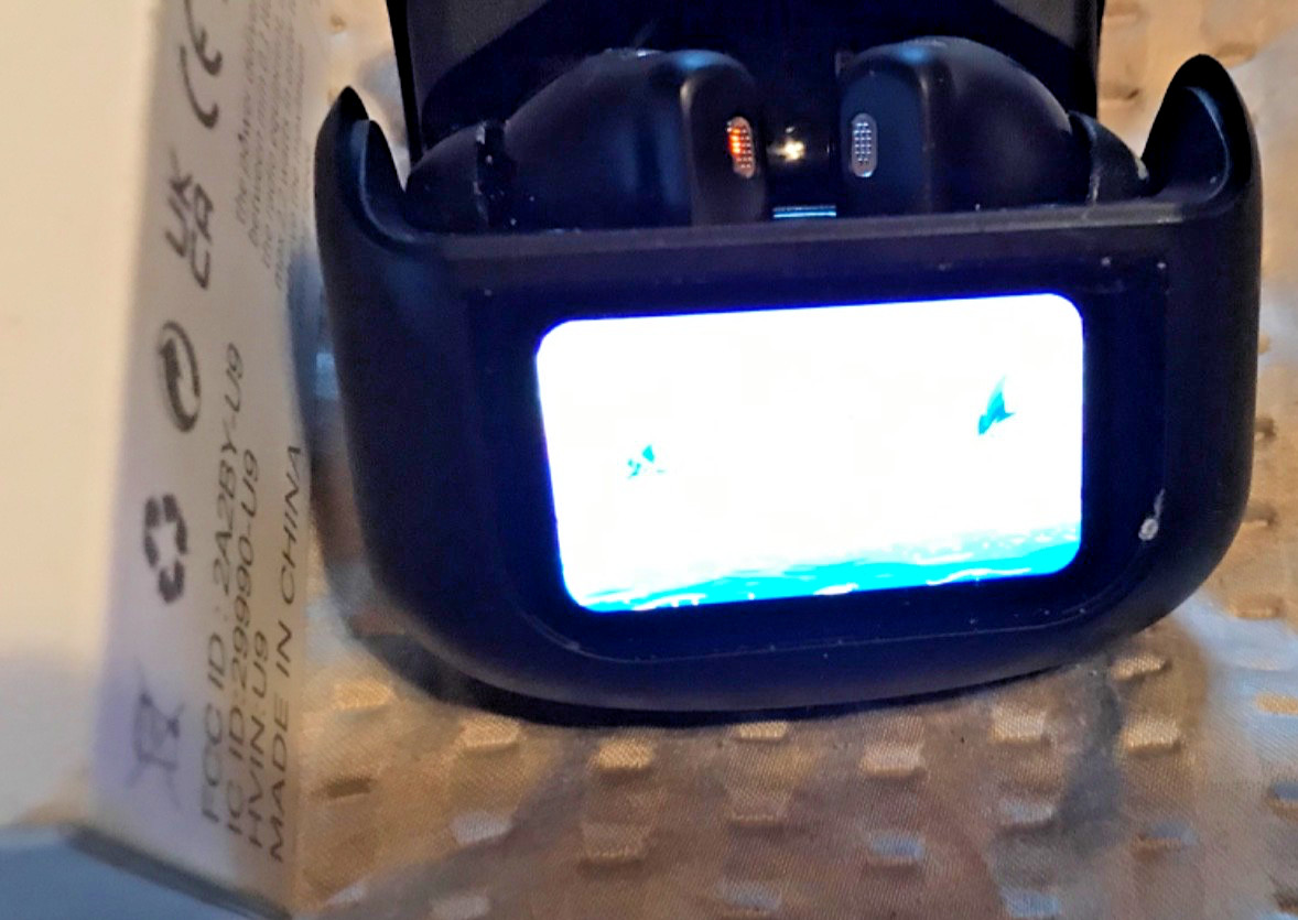 U9 wireless your buds with Charging Case gently y used and functional