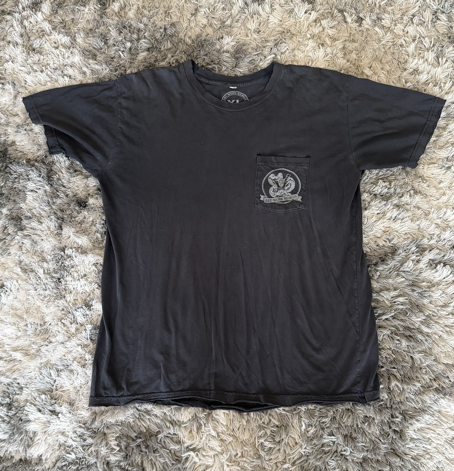 ArtWork Rebels Tattoo XL Black Distressed Y2K Grunge Punk Fade Graphic TShirt gallery